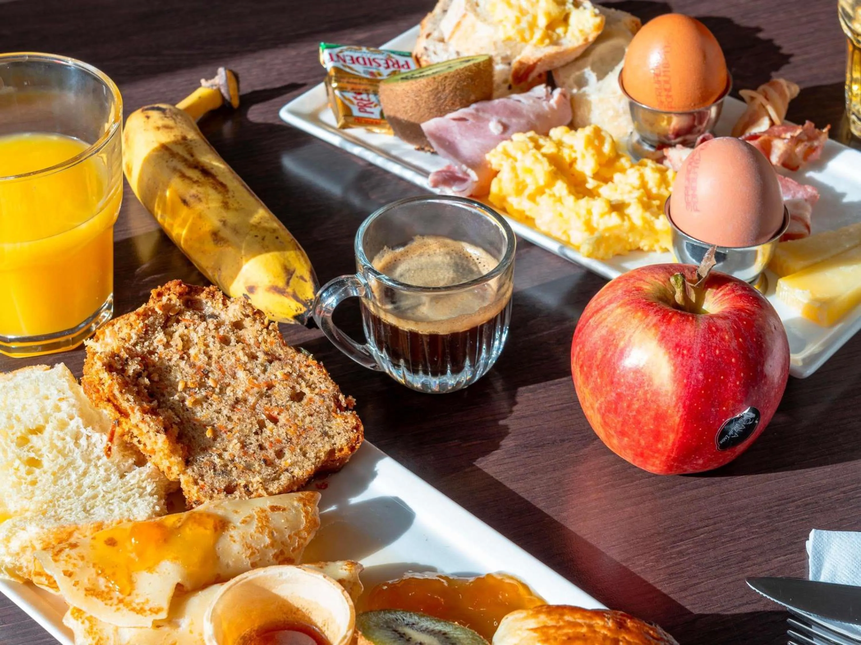 Breakfast in Hôtel Ibis Cognac Centre