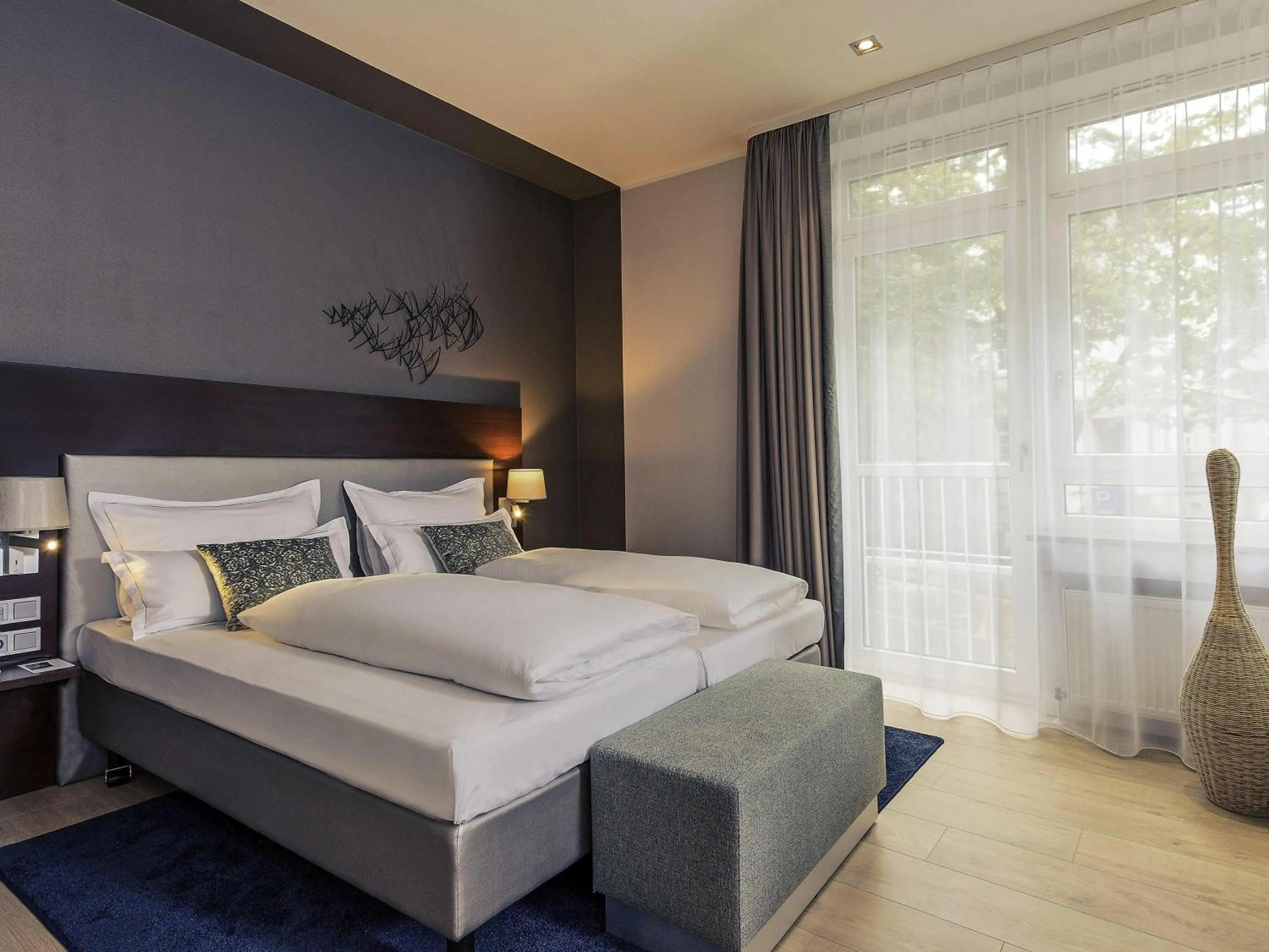 Bedroom, Bed in Mercure Hotel Koeln Belfortstrasse