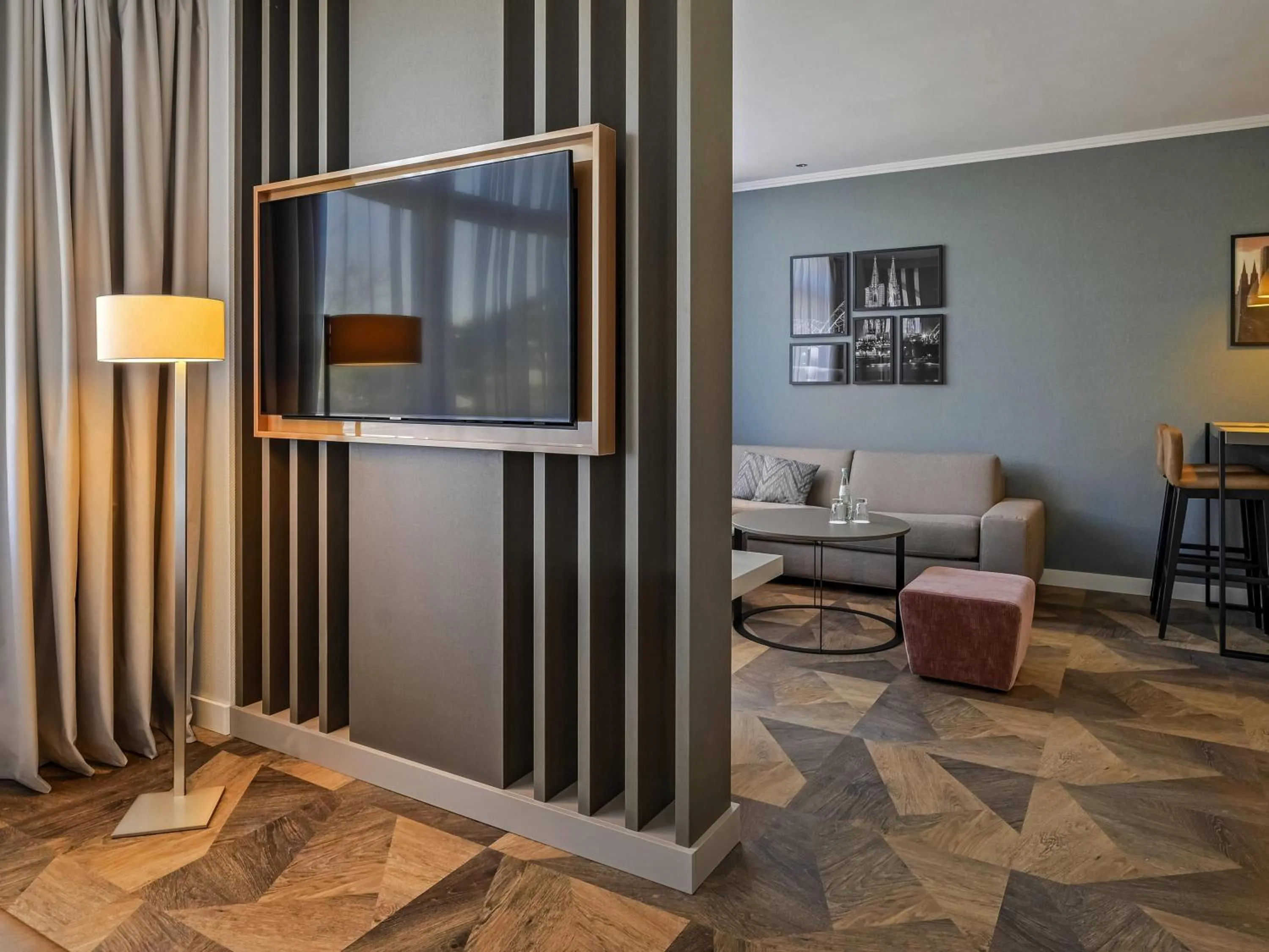 Property building in Mercure Hotel Koeln Belfortstrasse