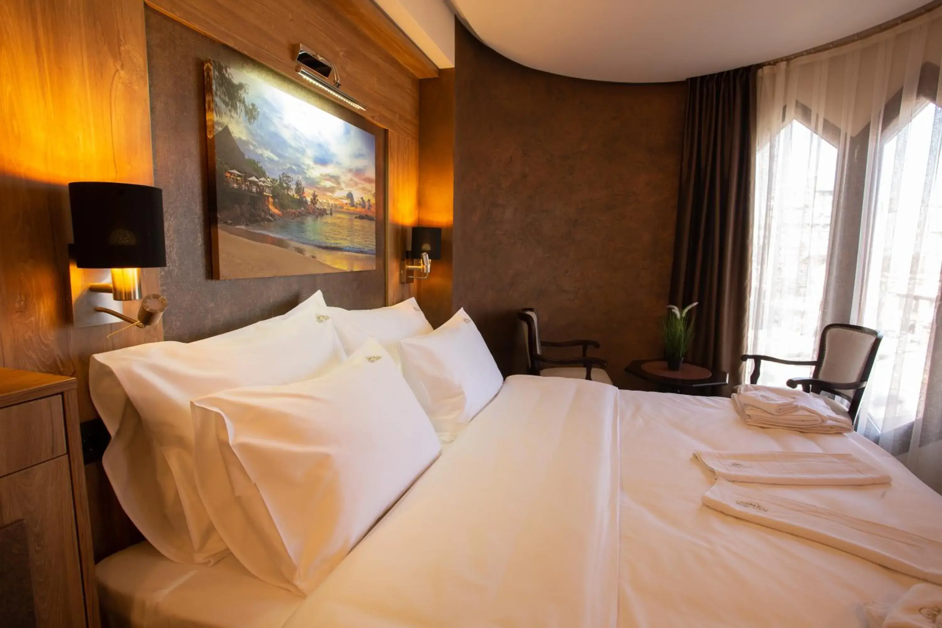 Double Room in Hotel Vrbak ND Double Room in Hotel Vrbak ND