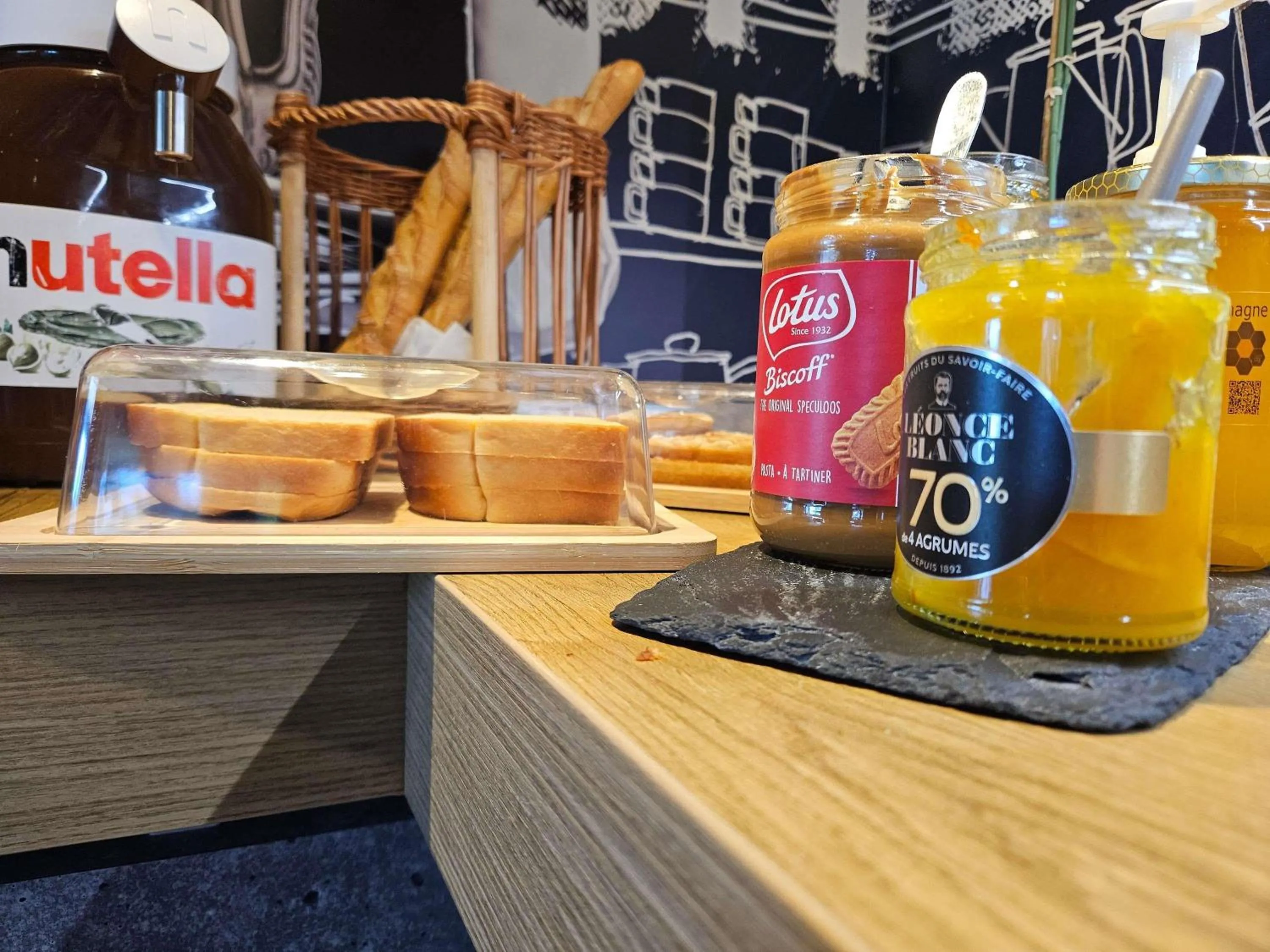 Breakfast in ibis budget Clermont Ferrand Sud