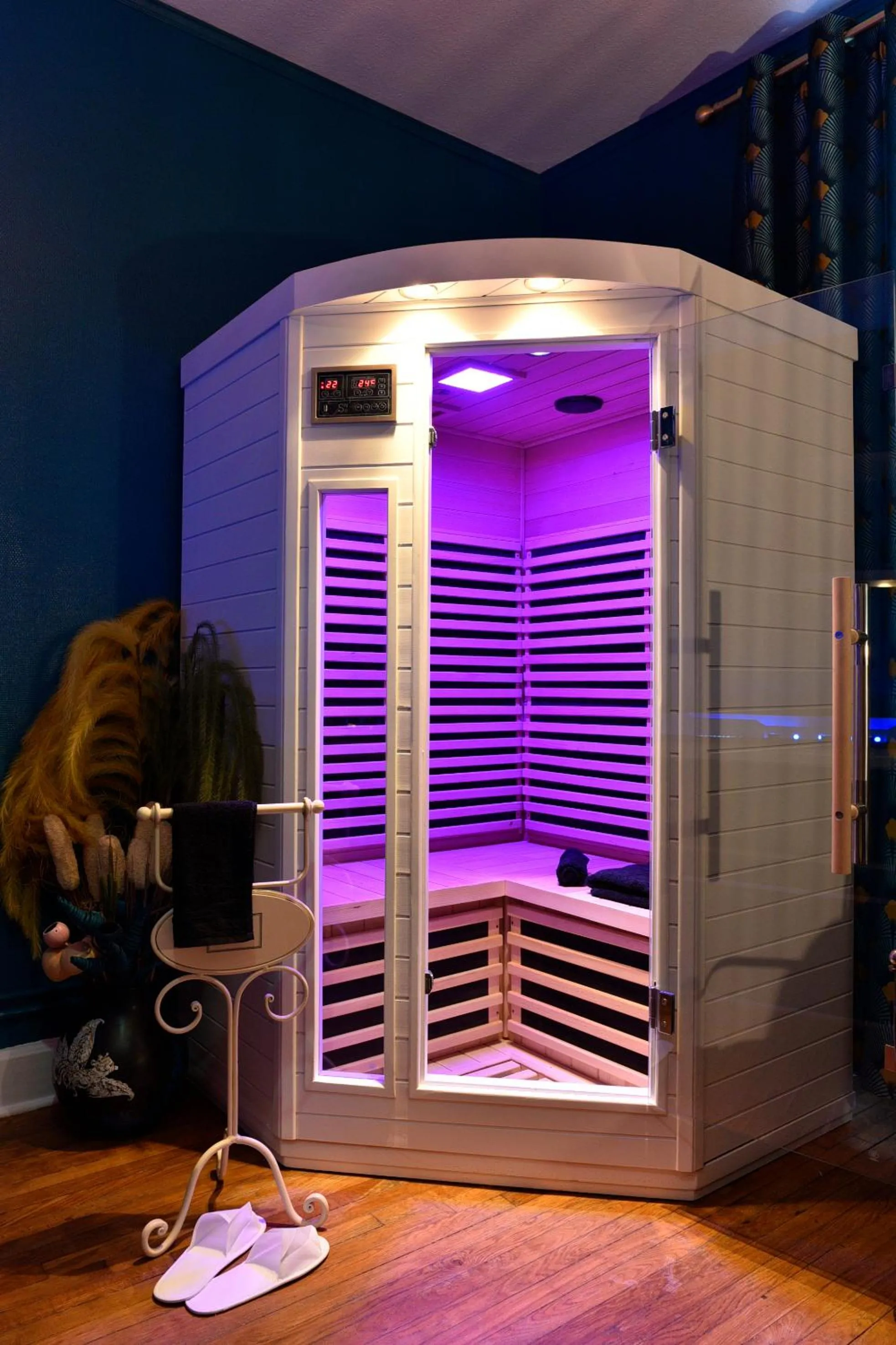 MoonLOVE, SPA/Sauna et Jacuzzi privés, charme et détente.