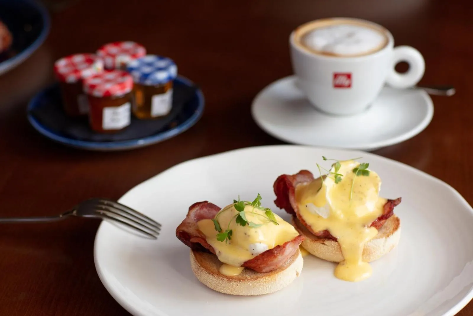 Breakfast in The Whittling House