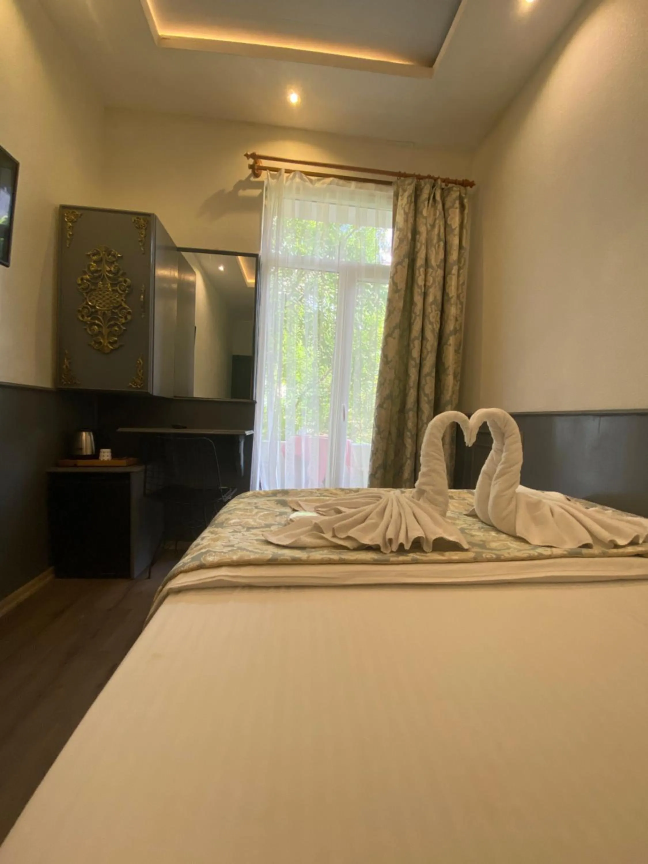 Bedroom, Bed in GANJ Hotel