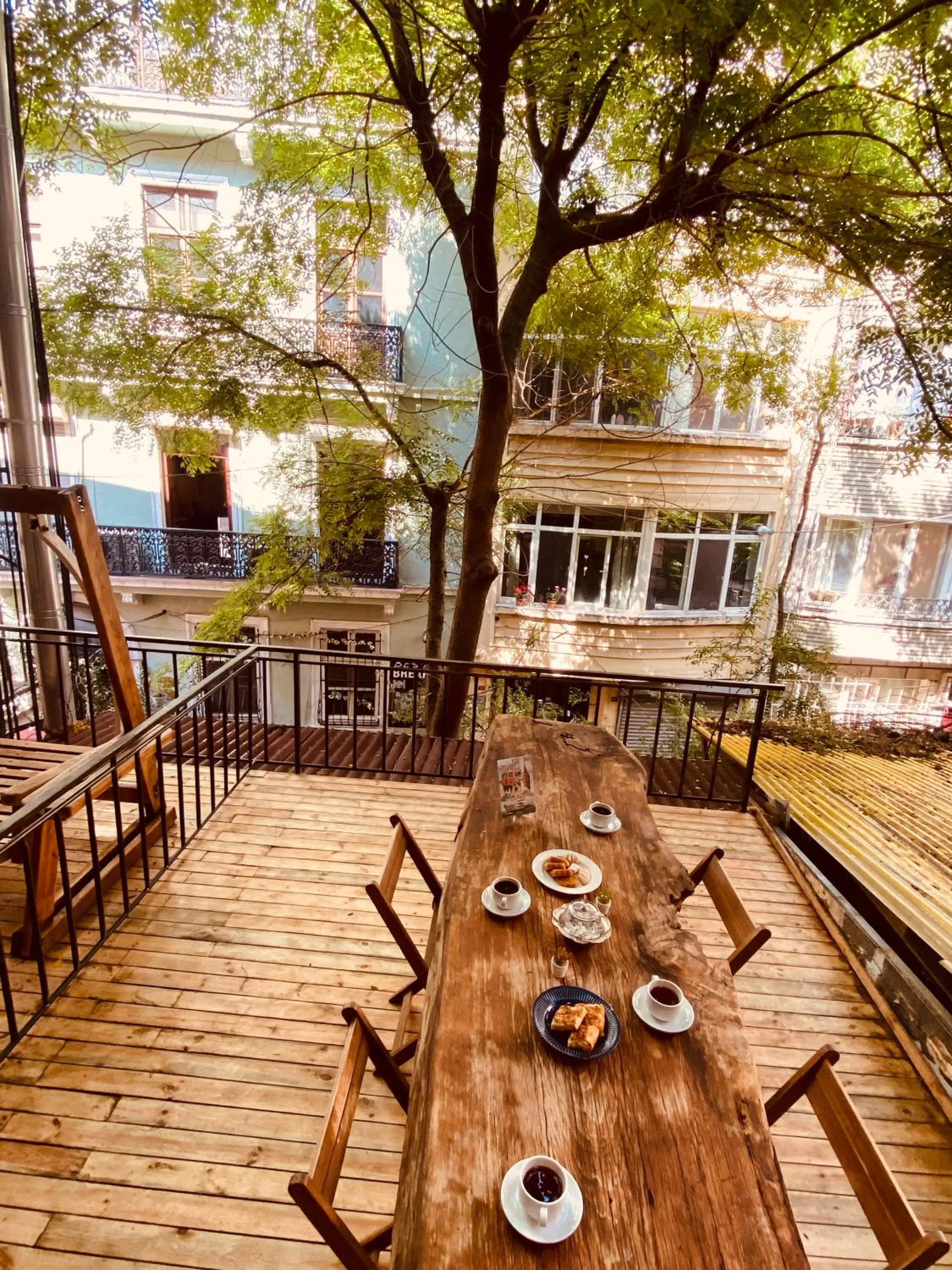 Balcony/Terrace in GANJ Hotel