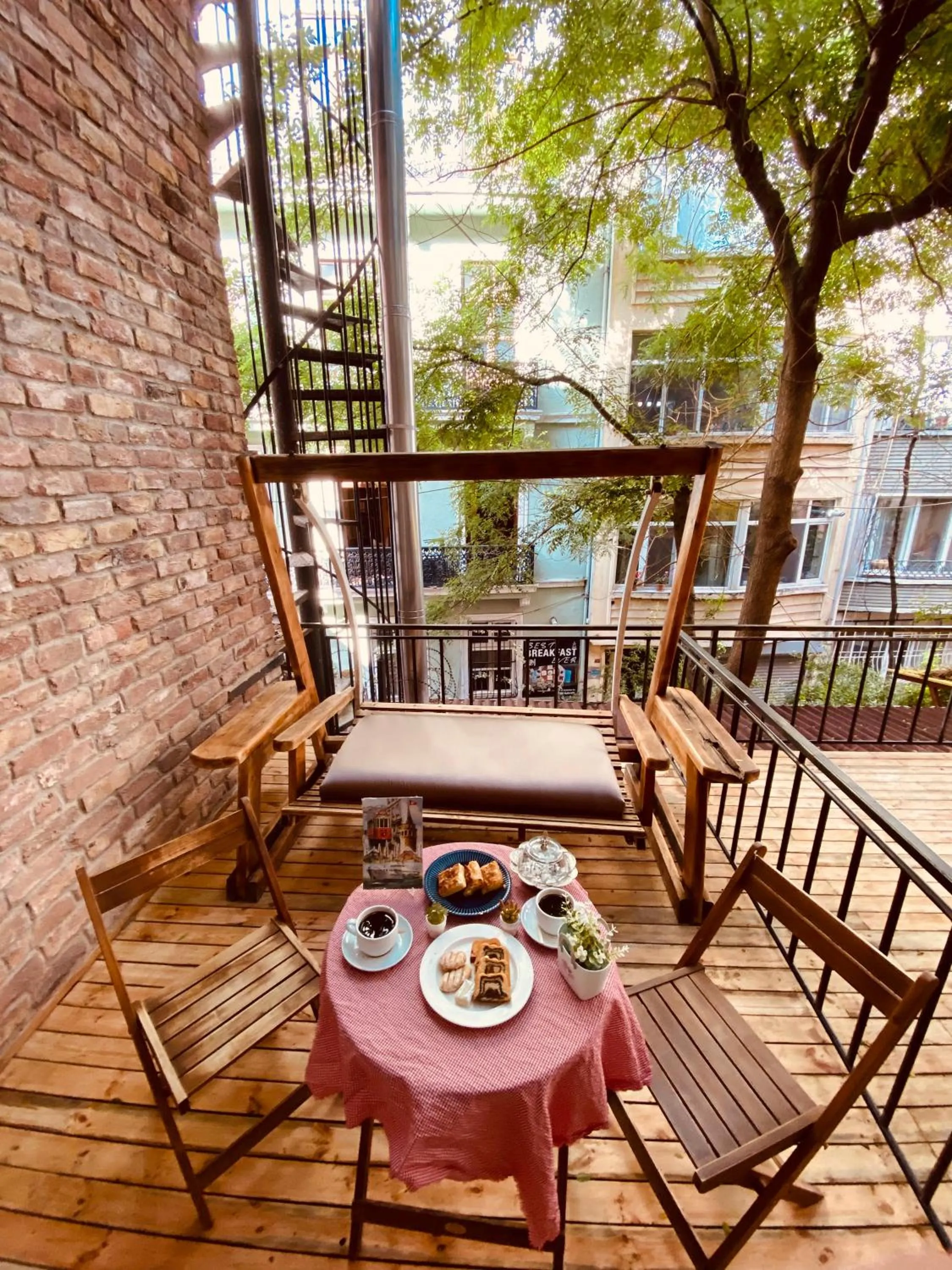 Balcony/Terrace in GANJ Hotel