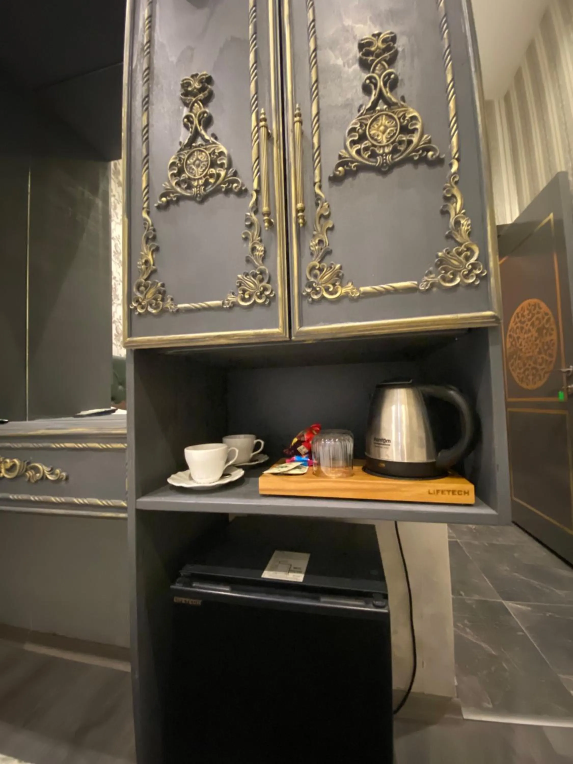 Coffee/Tea Facilities in GANJ Hotel