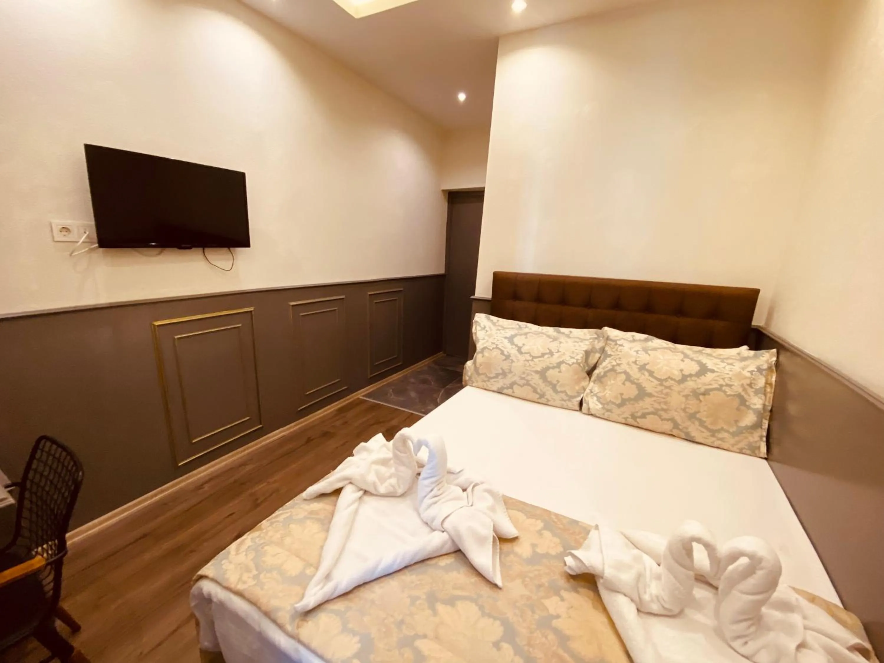 Bedroom, Bed in GANJ Hotel