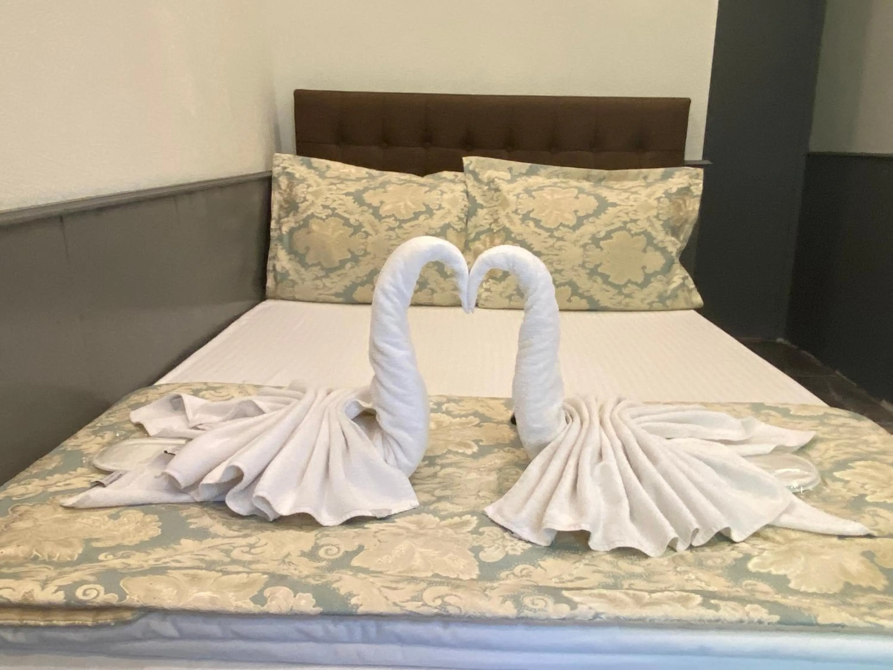 Bedroom, Bed in GANJ Hotel