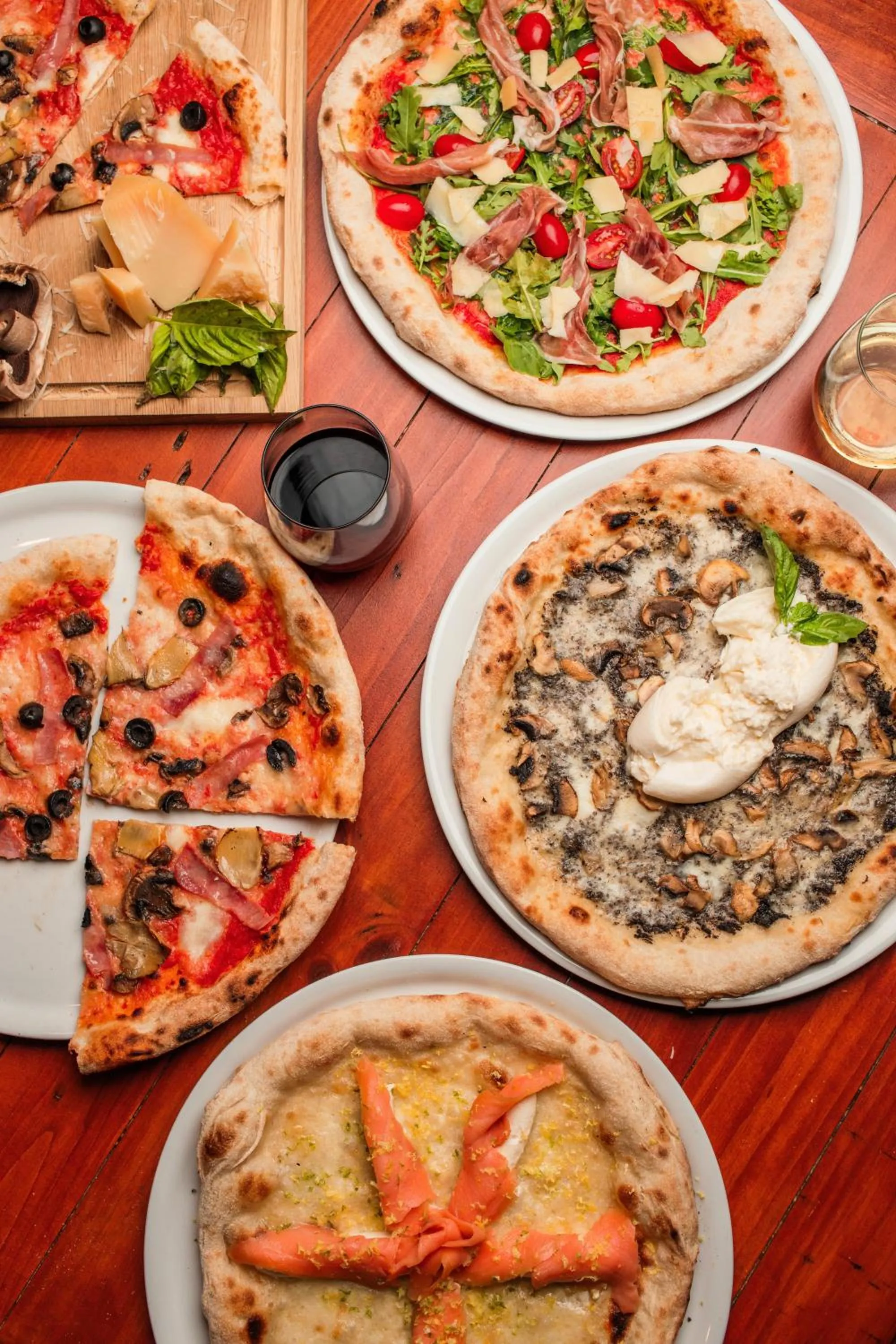 Restaurant/places to eat in The Mill Resort and Suites