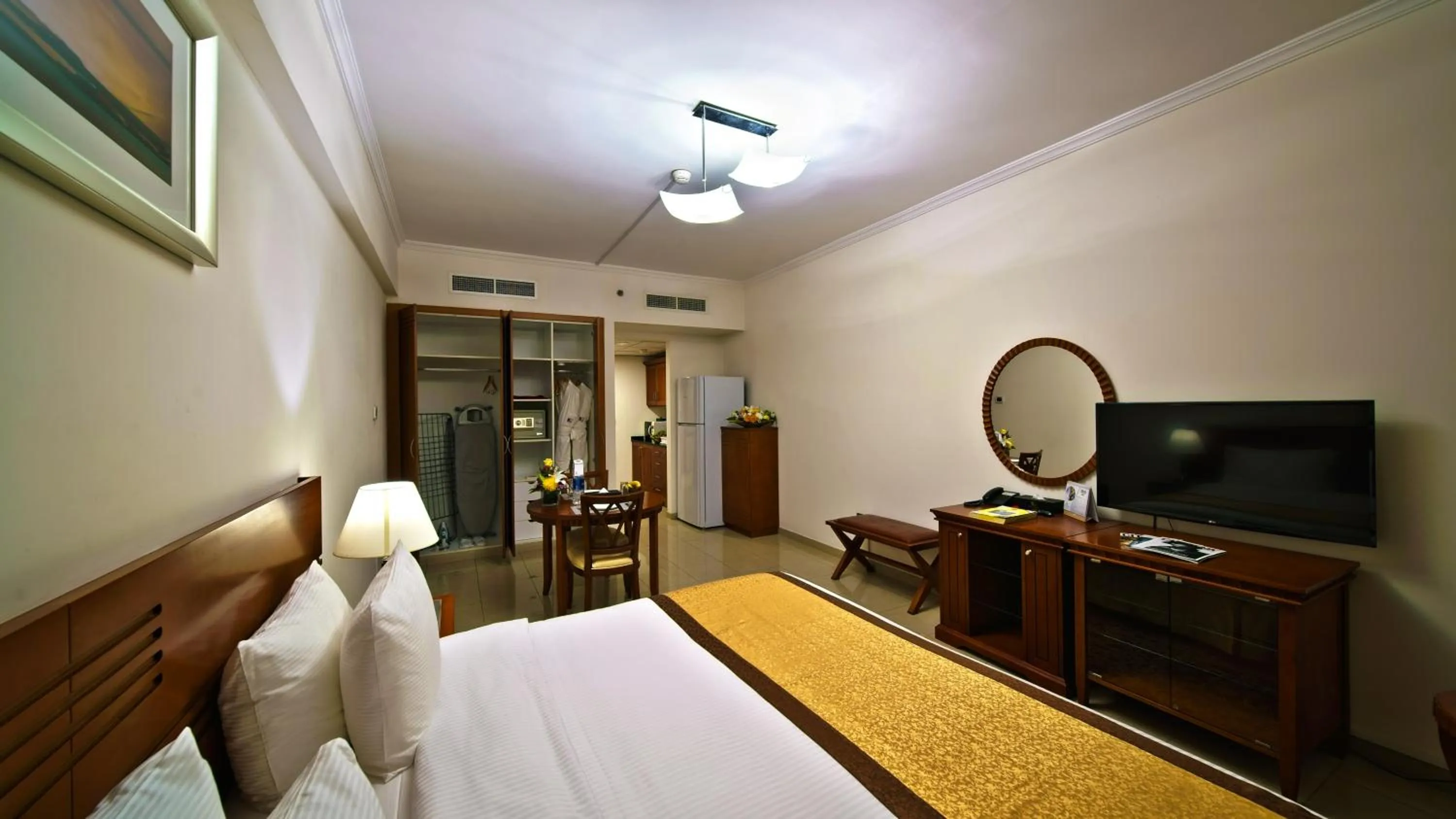 Photo of the whole room, Bed in Rose Garden Hotel Apartments - Bur Dubai