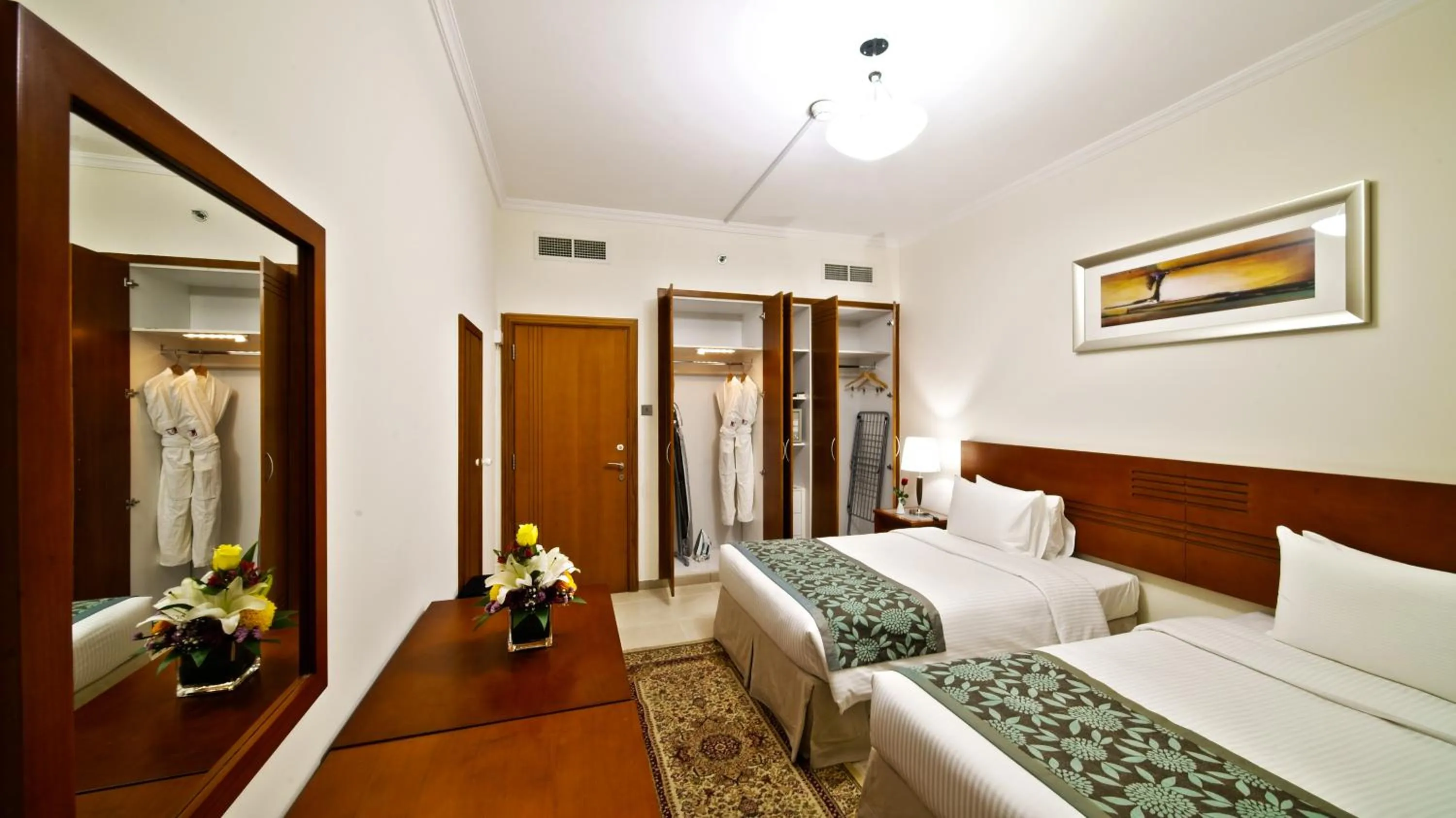 Bed in Rose Garden Hotel Apartments - Bur Dubai