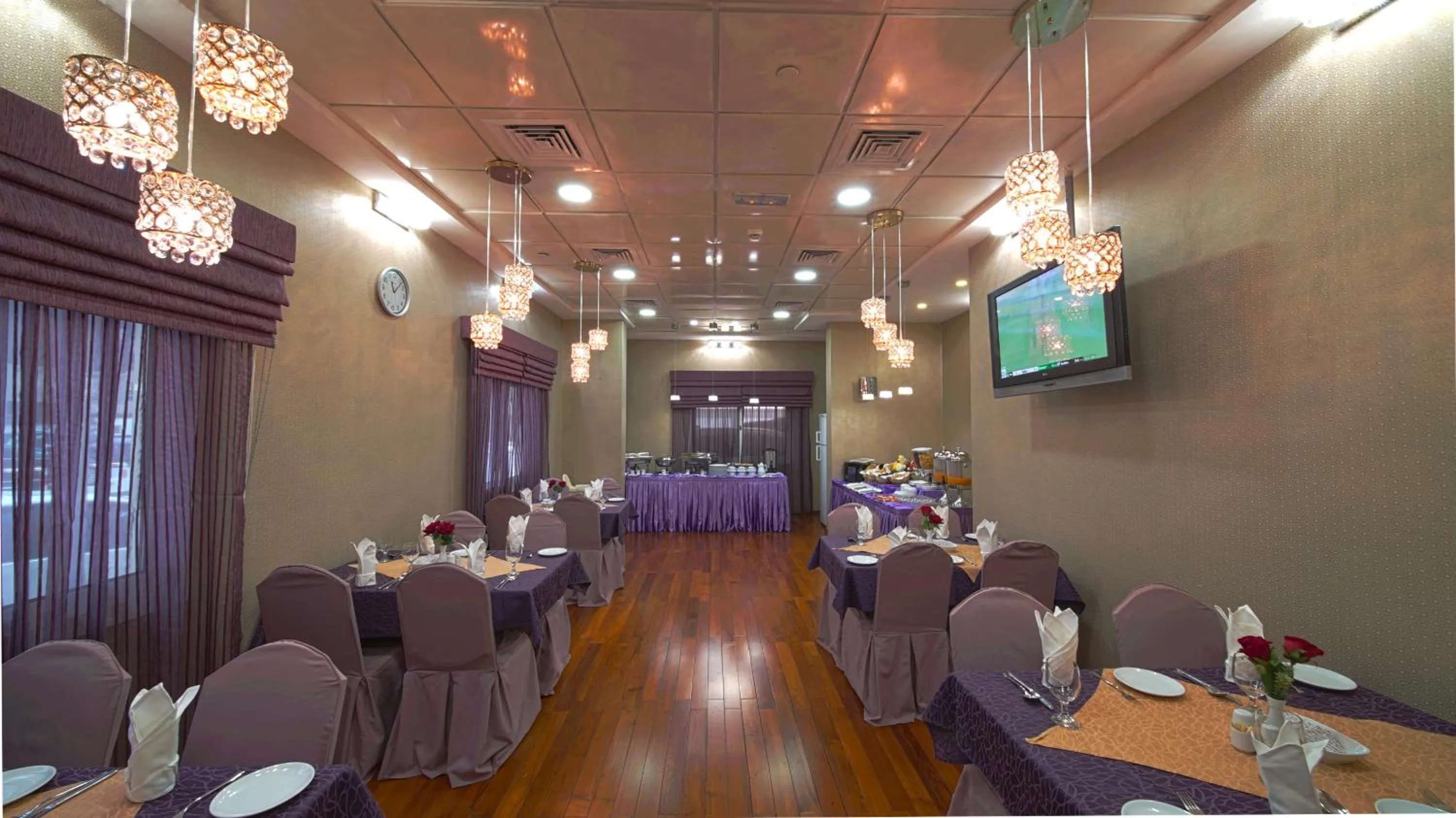 Breakfast in Rose Garden Hotel Apartments - Bur Dubai