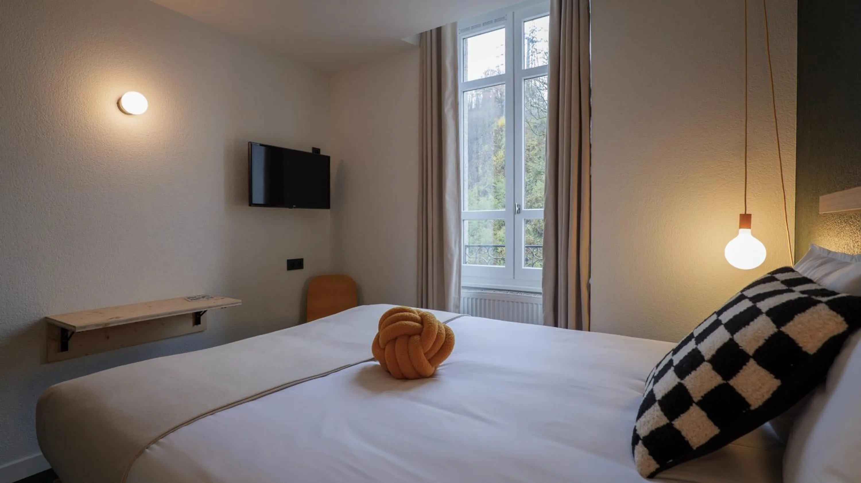 Bed in PlanB - Living Saint-Gervais