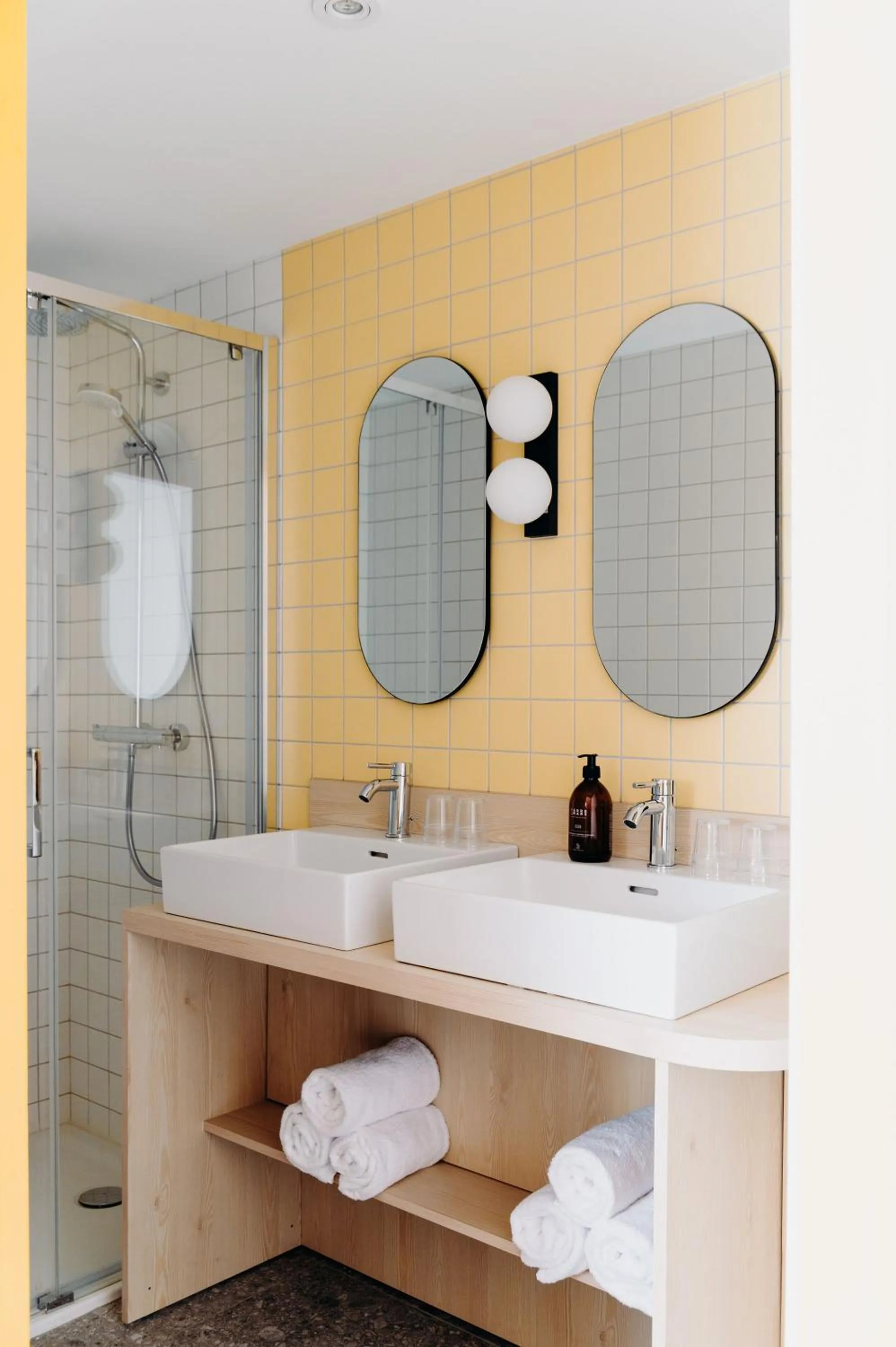 Shower in PlanB - Living Saint-Gervais - 250m des Remontées Mécaniques