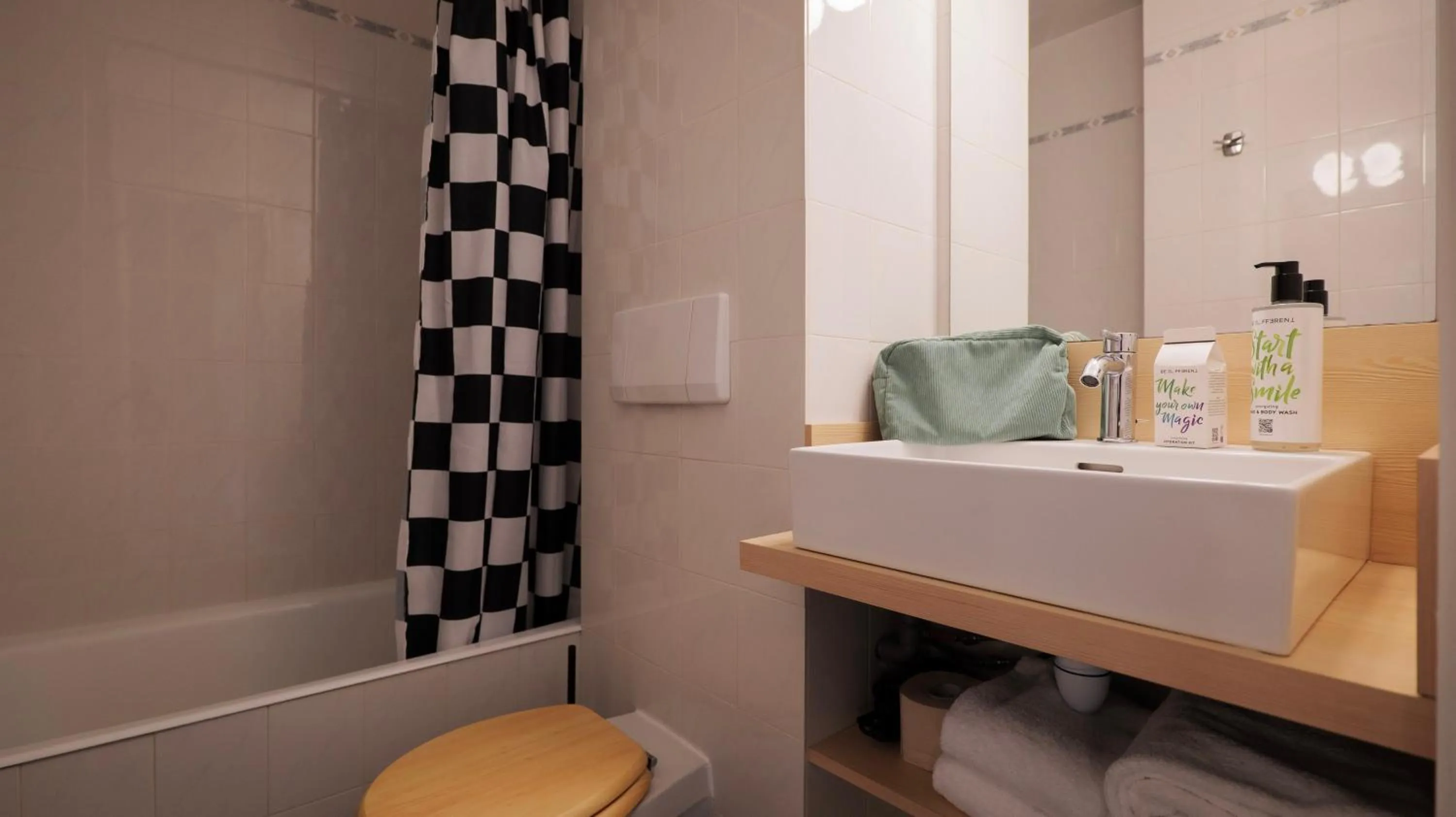 Bathroom in PlanB - Living Saint-Gervais