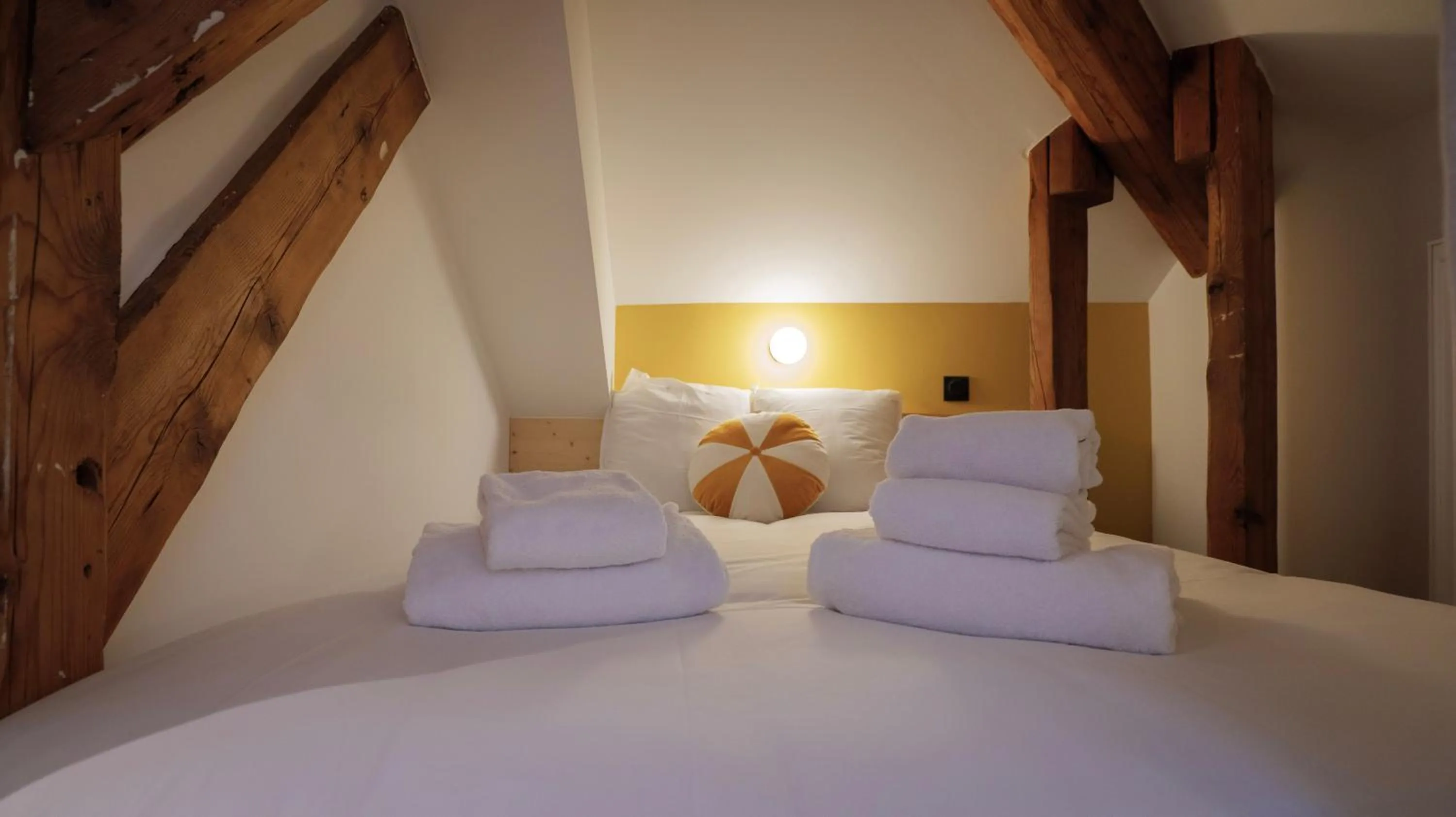 Bed in PlanB - Living Saint-Gervais