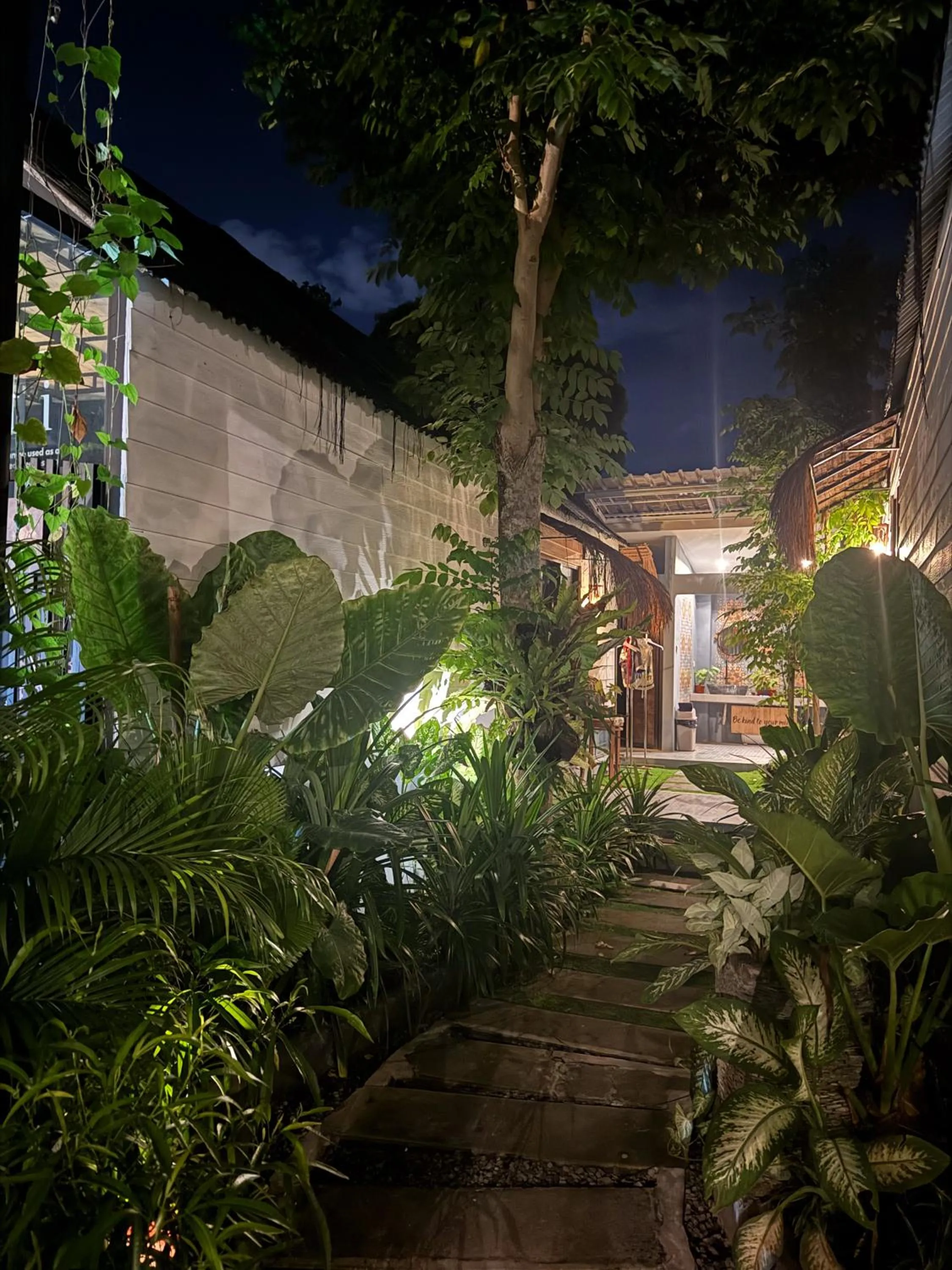 The Jungle Hostel Canggu