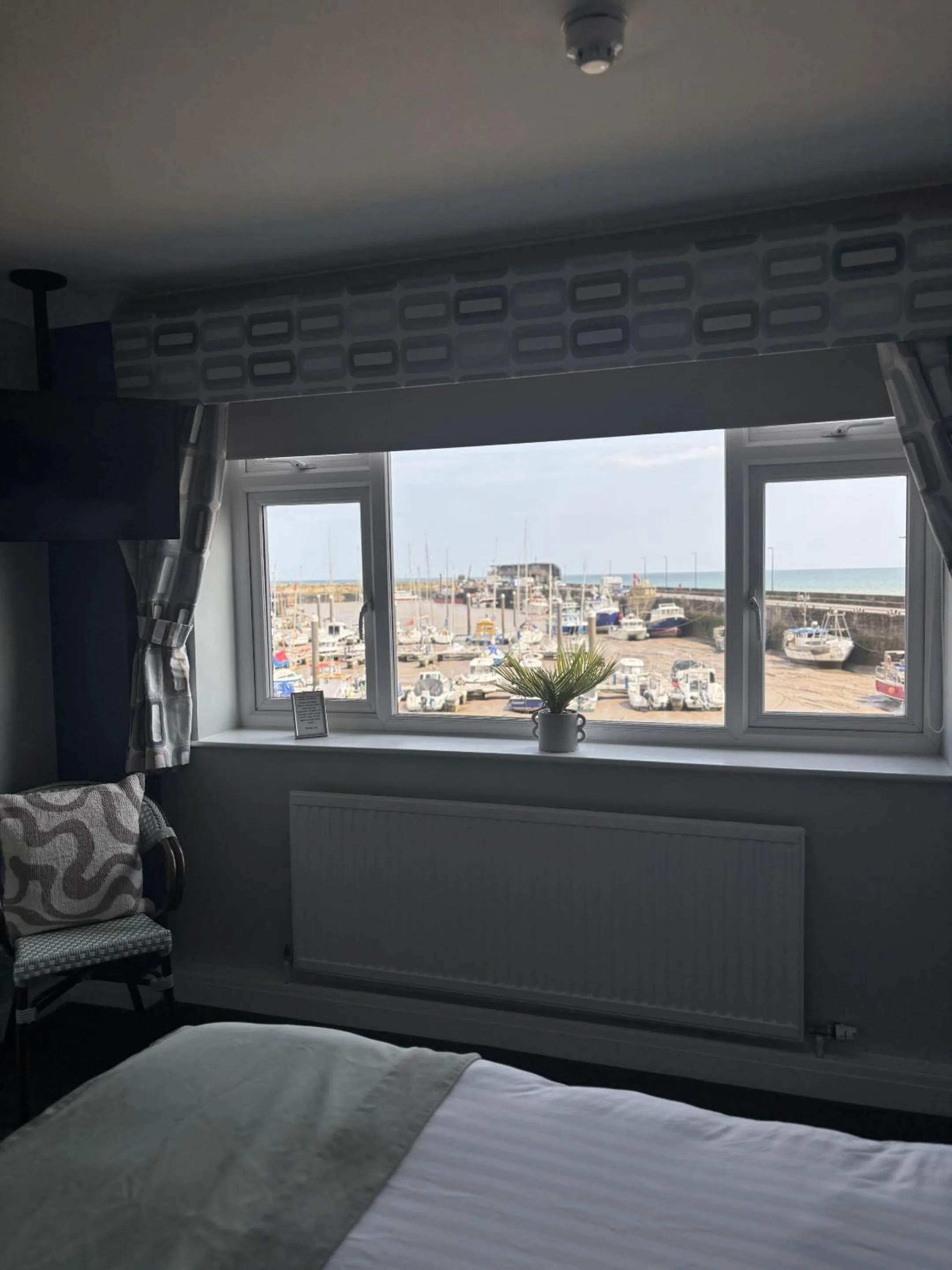 Bedroom, Bed in Salt on the Harbour