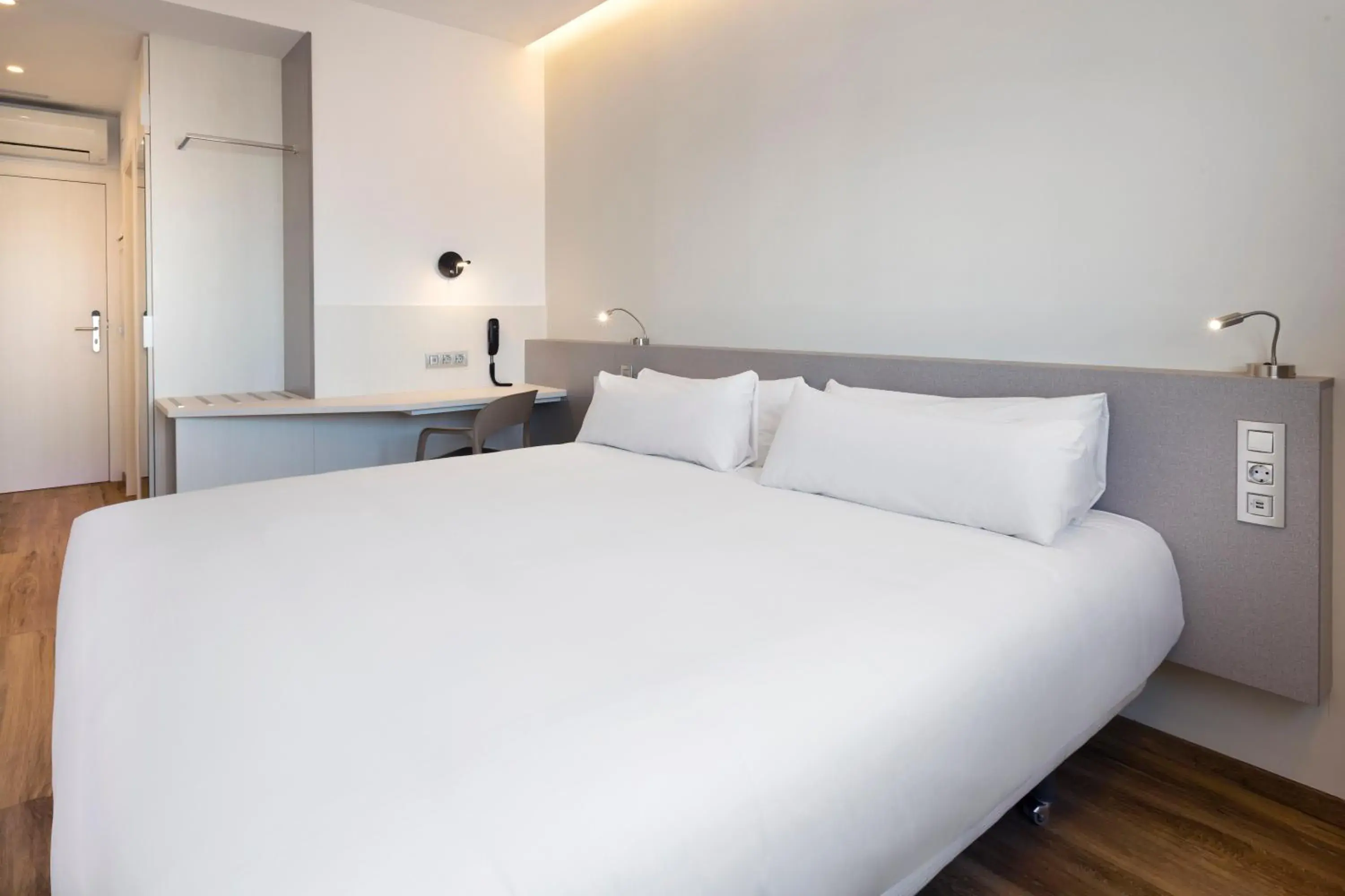 Double Room in B&B HOTEL Almería Vicar Double Room in B&B HOTEL Almería Vicar