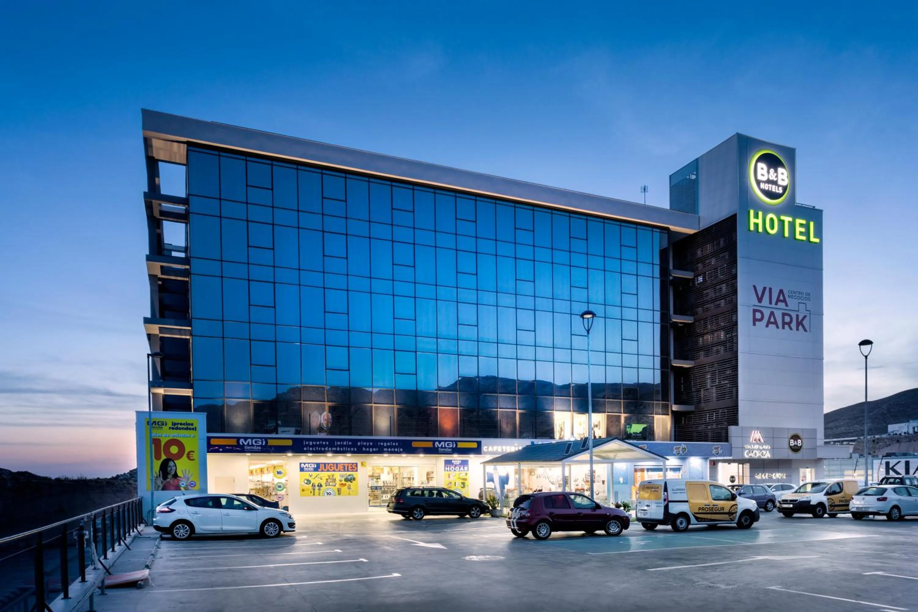 Facade/entrance in B&B HOTEL Almería Vicar