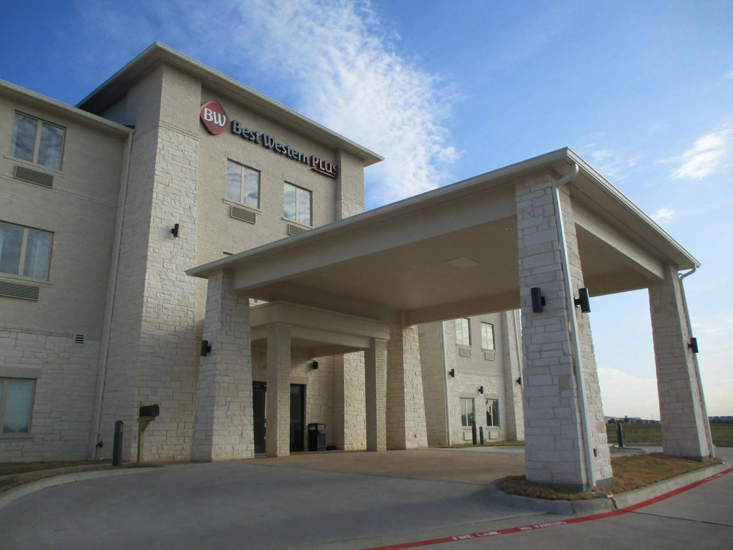 Facade/entrance in Best Western Plus Wills Point