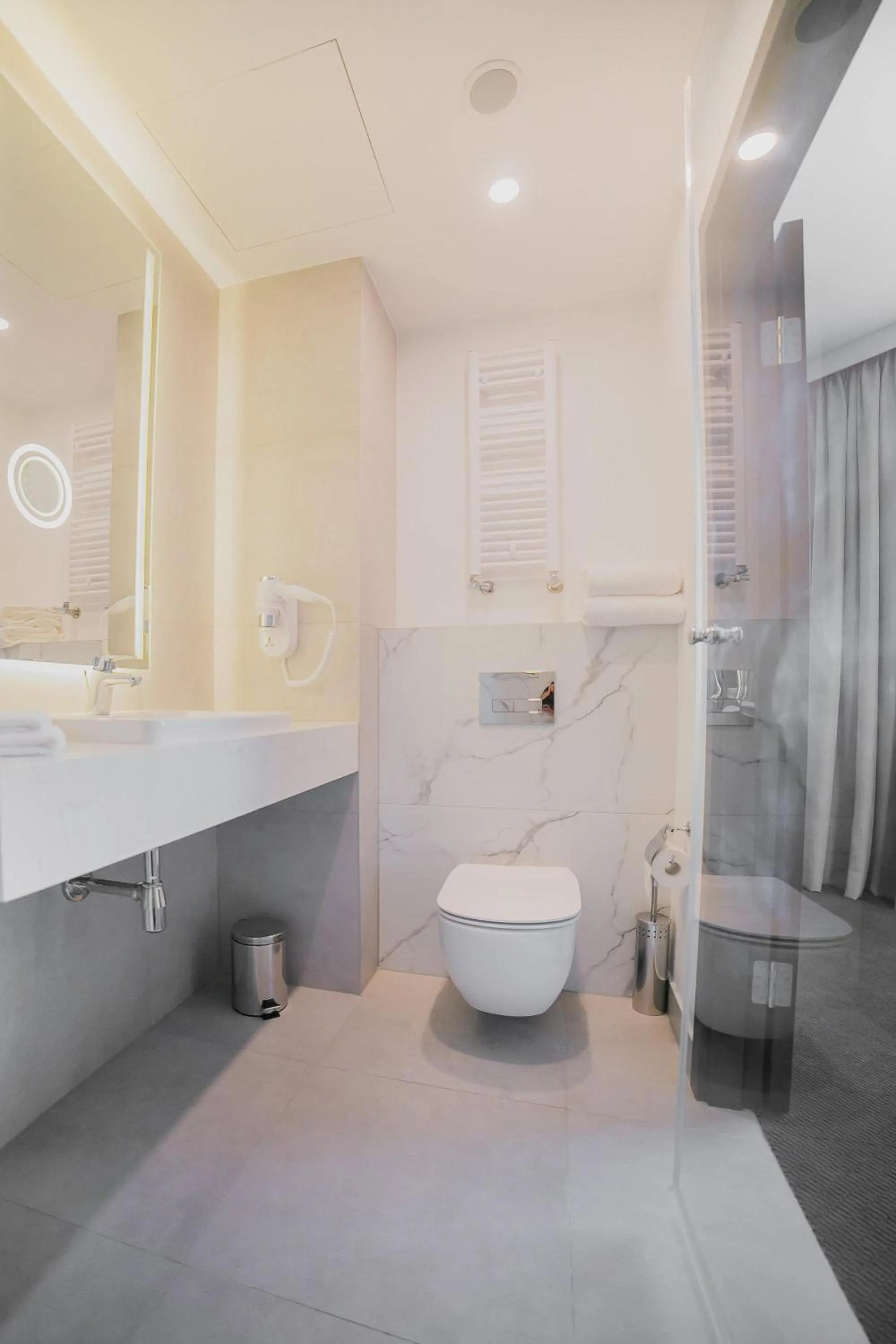 Bathroom in B&B HOTEL Warsaw East