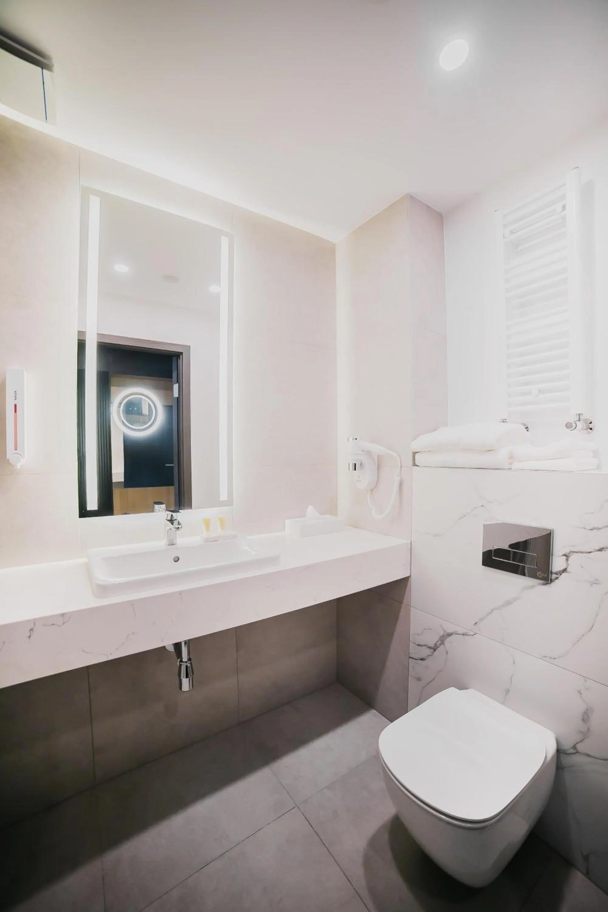 Bathroom in B&B HOTEL Warsaw East