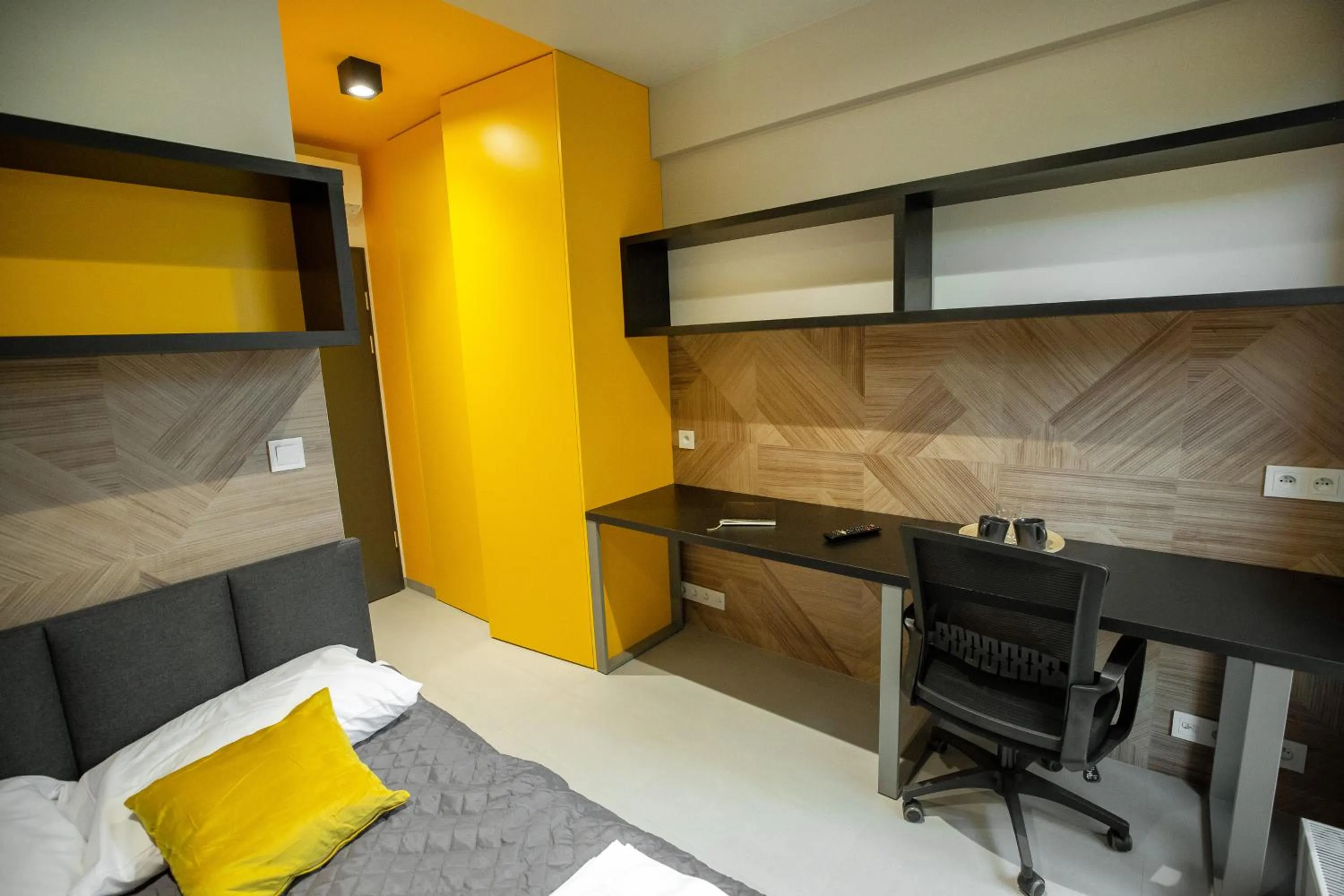 Photo of the whole room in iroom