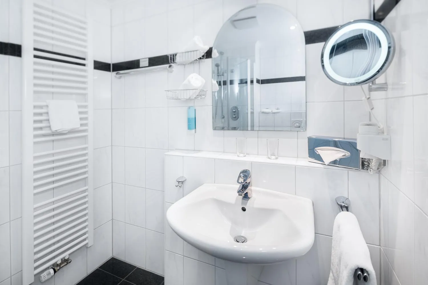 Bathroom in Hotel Villa Marburg im Park