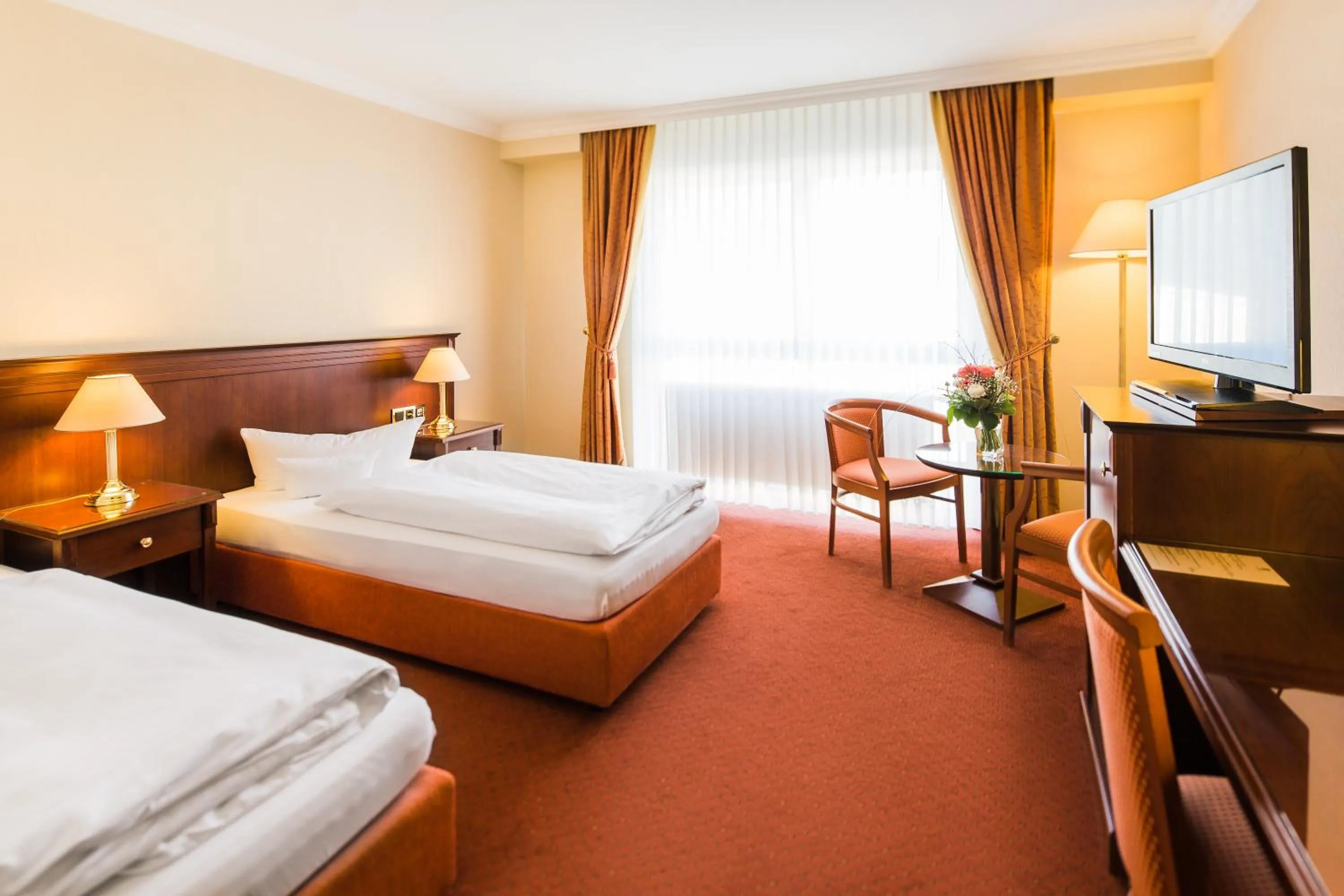 Photo of the whole room, Bed in Hotel Villa Marburg im Park