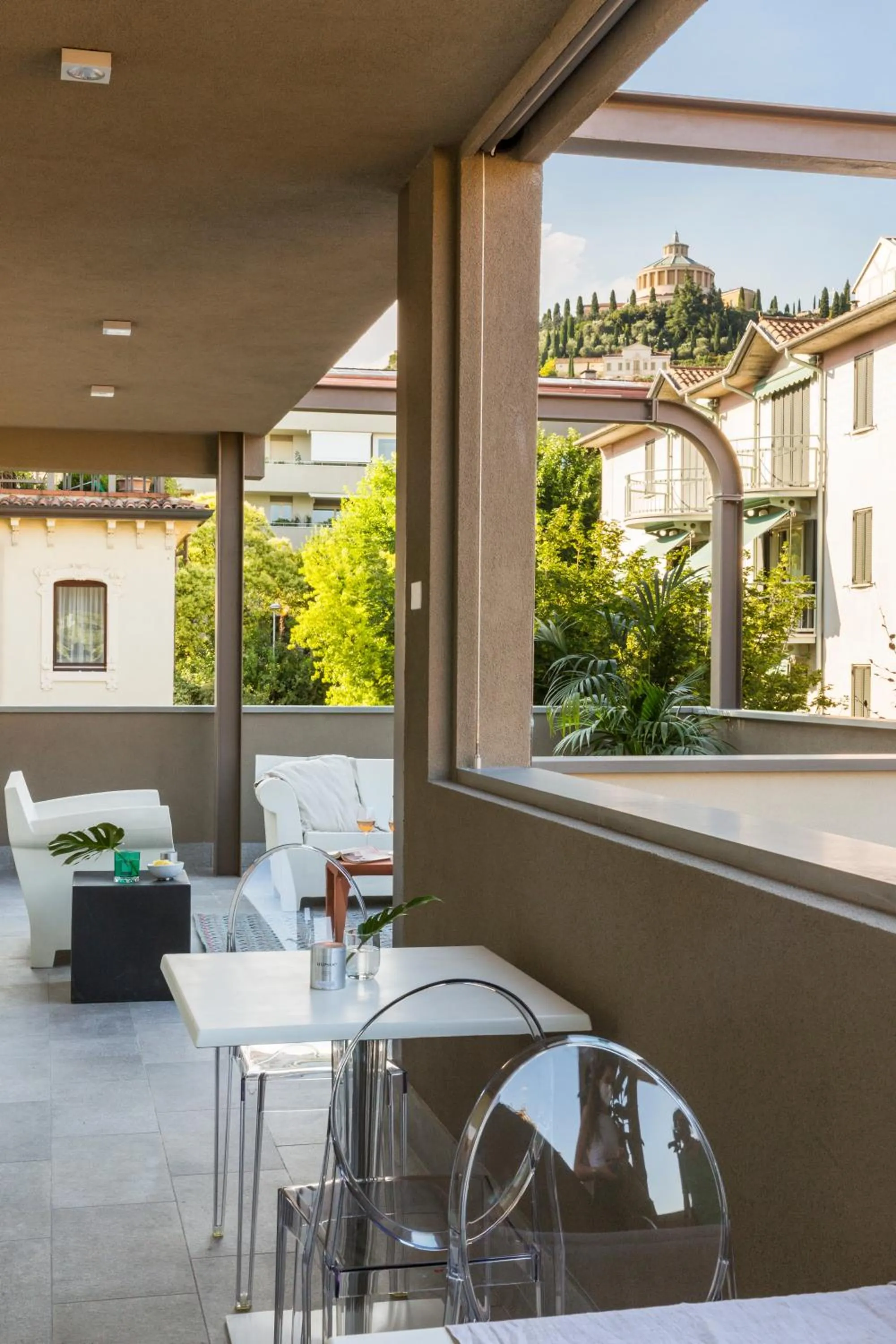 Day in San Leonardo Suites