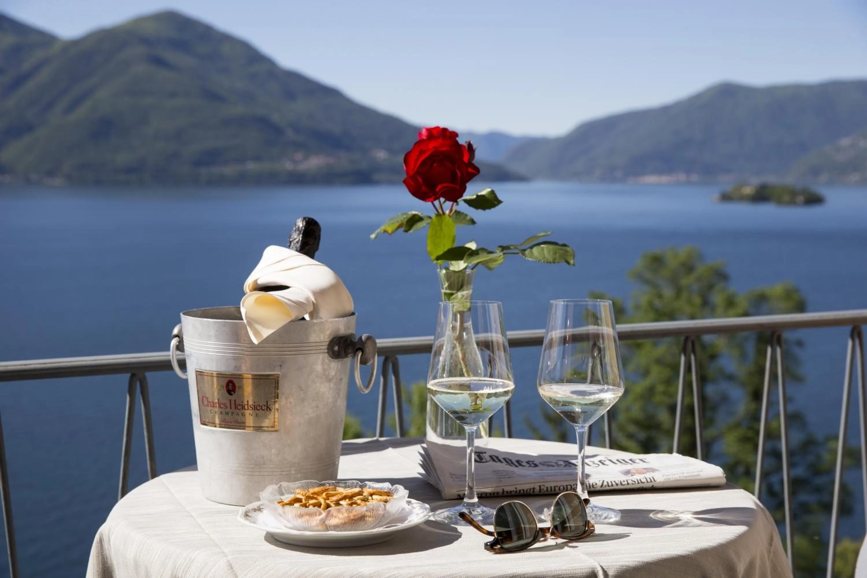 Restaurant/places to eat in Hotel Arancio