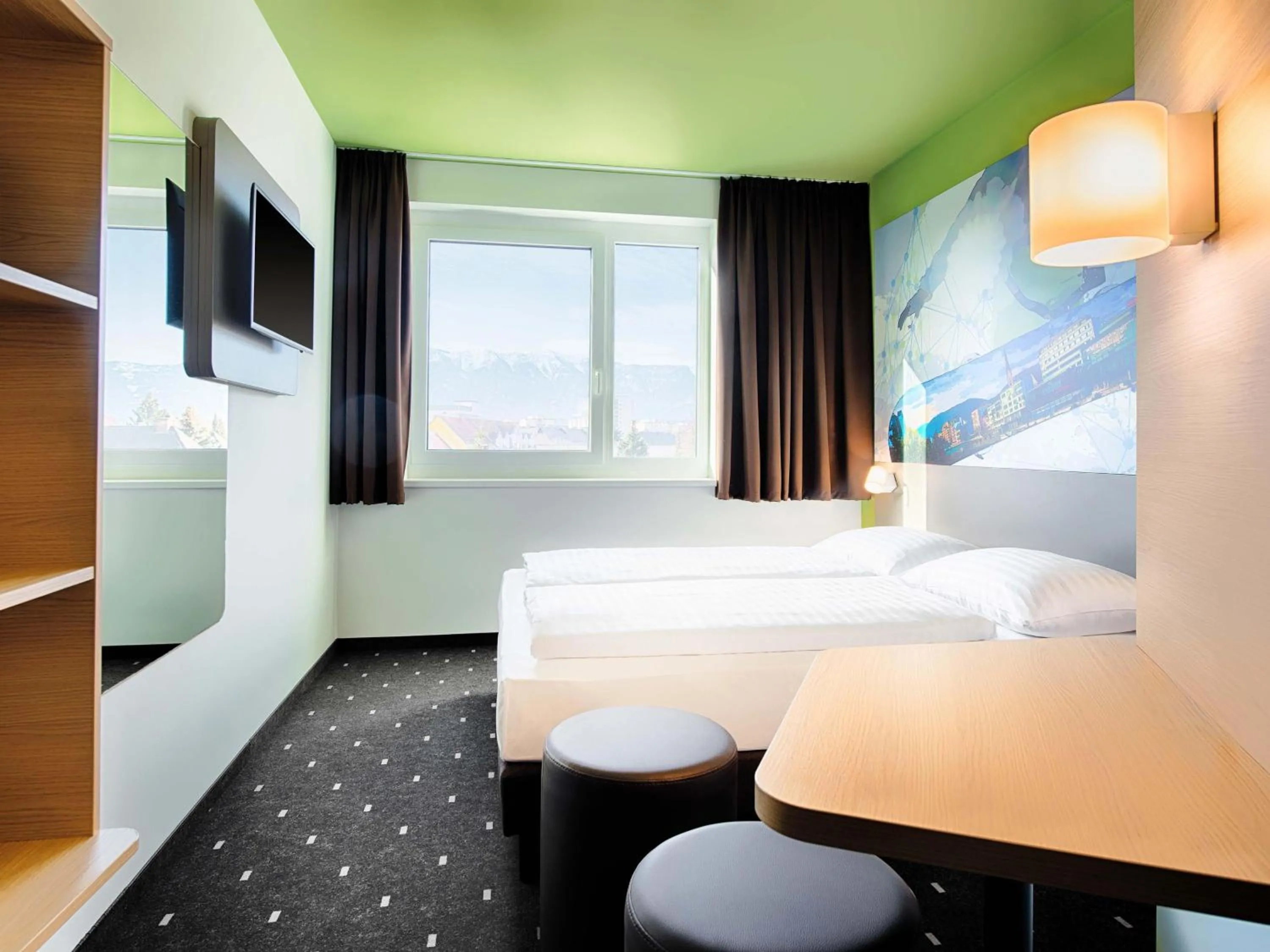 Photo of the whole room, Bed in B&B Hotel Villach