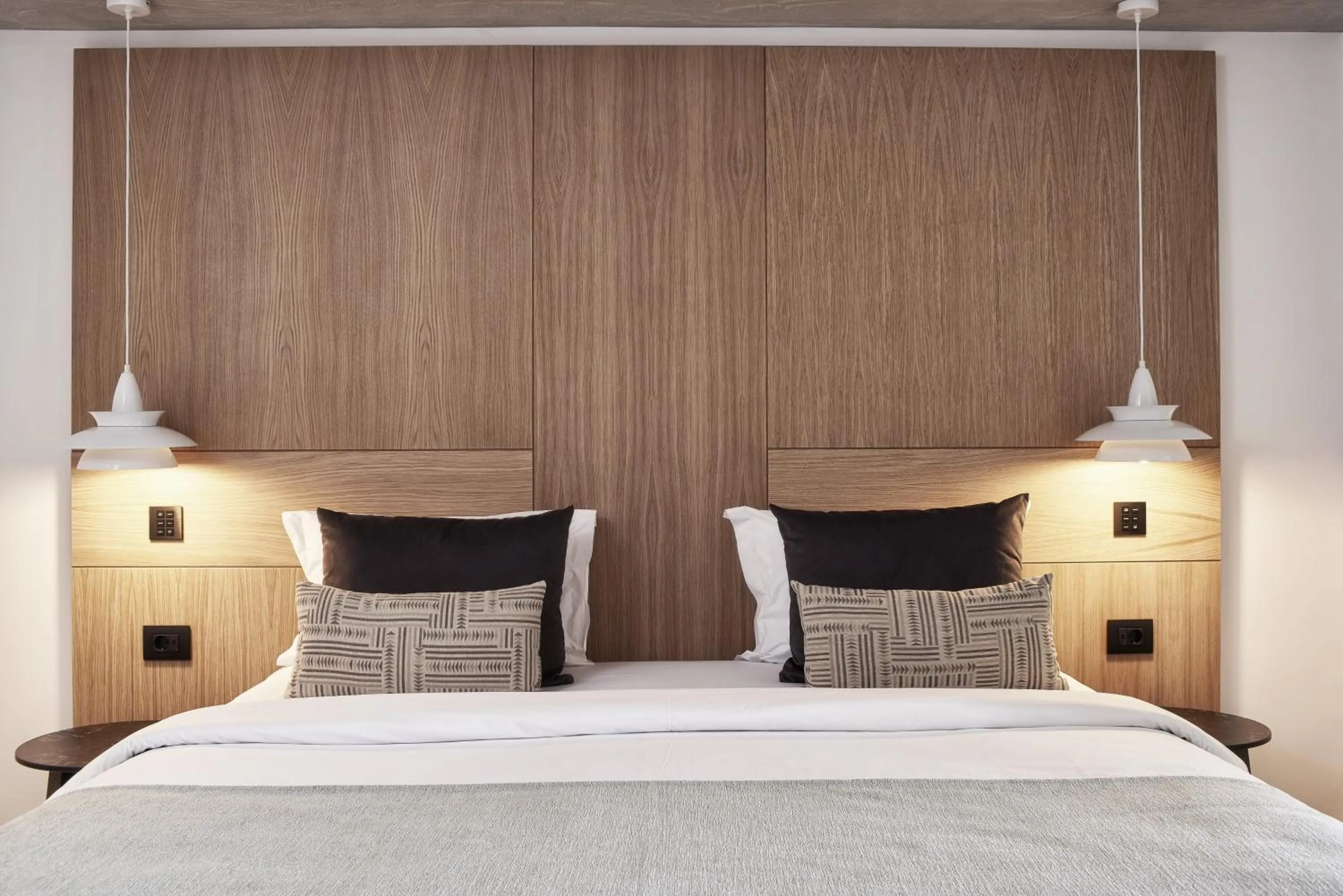 Bed in Atlantica Caldera Palace