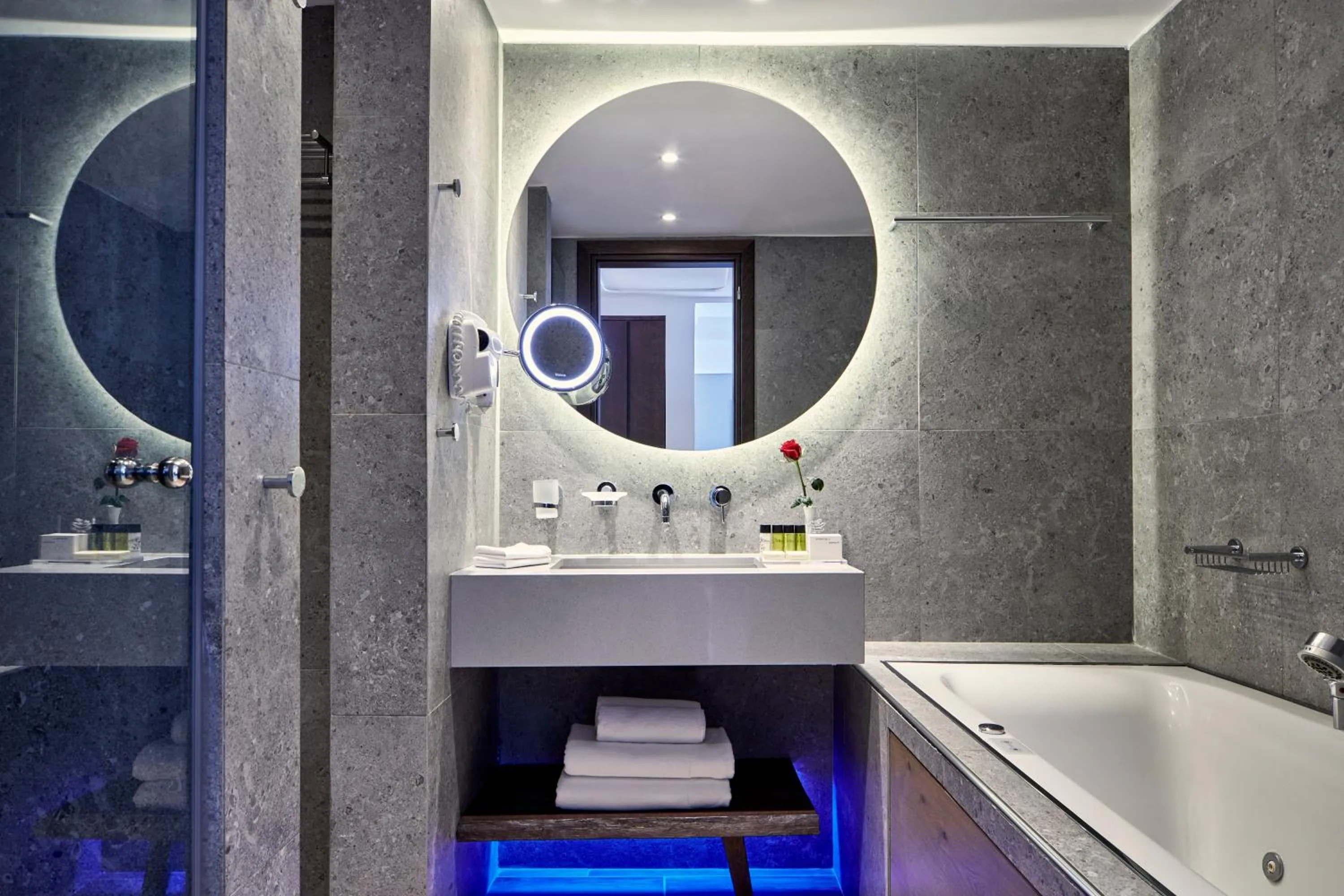 Bathroom in Atlantica Caldera Palace