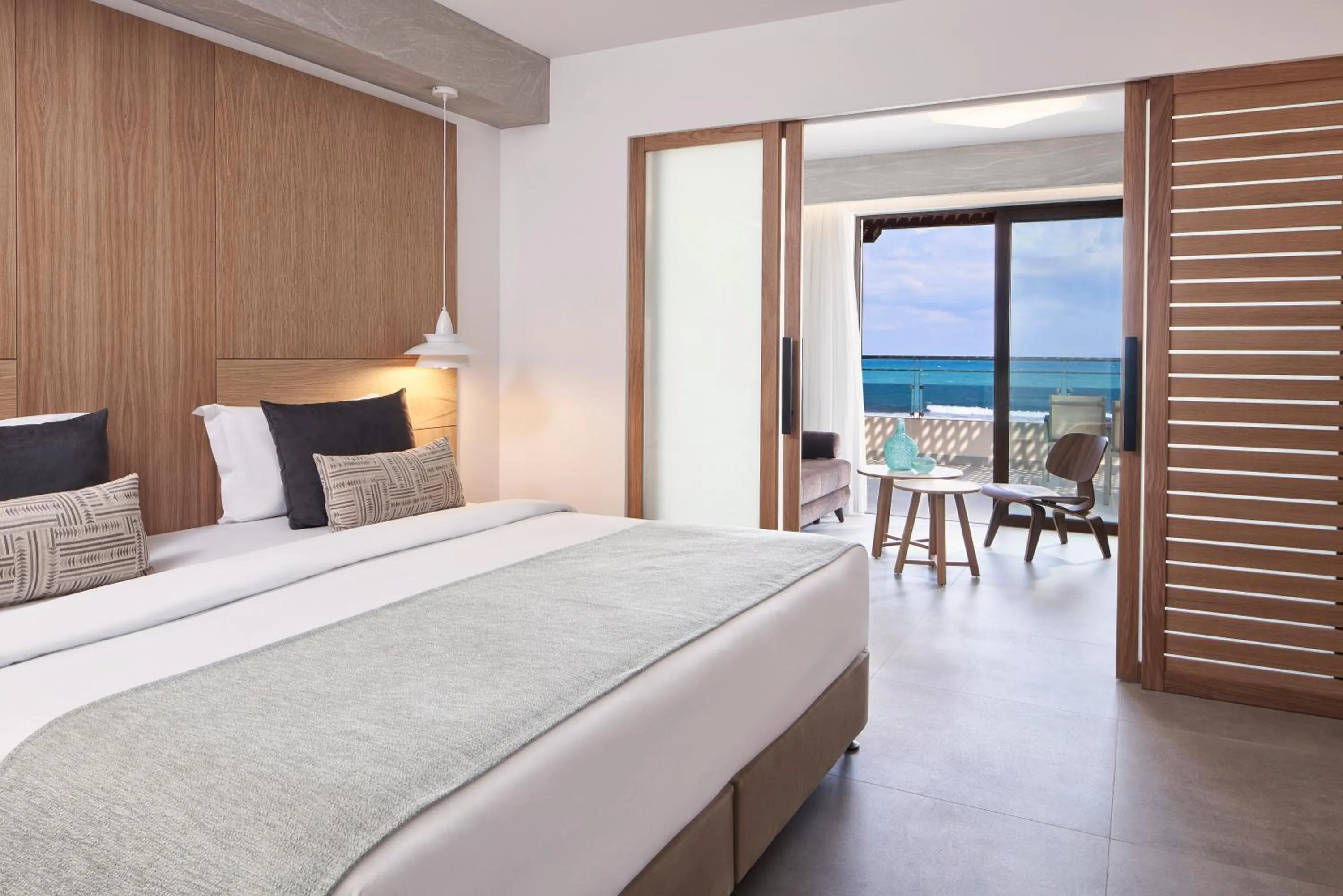 View (from property/room), Bed in Atlantica Caldera Palace