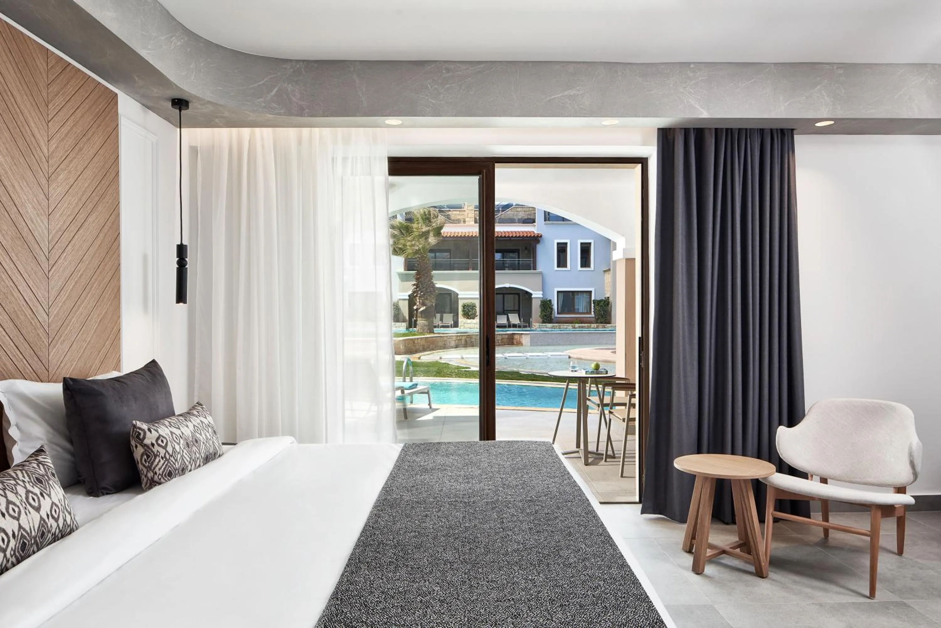 Bedroom, Bed in Atlantica Caldera Palace