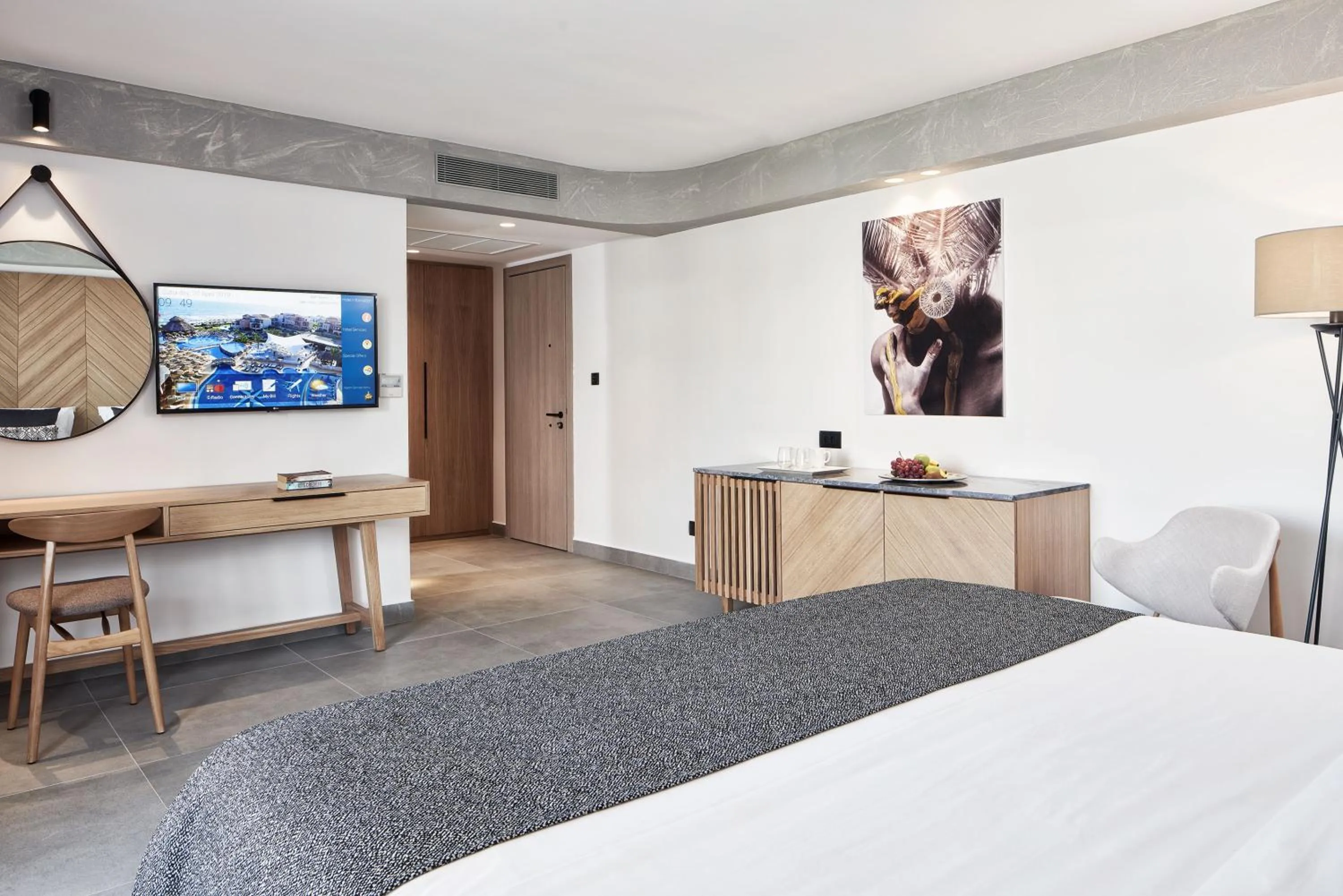 Bedroom, Bed in Atlantica Caldera Palace