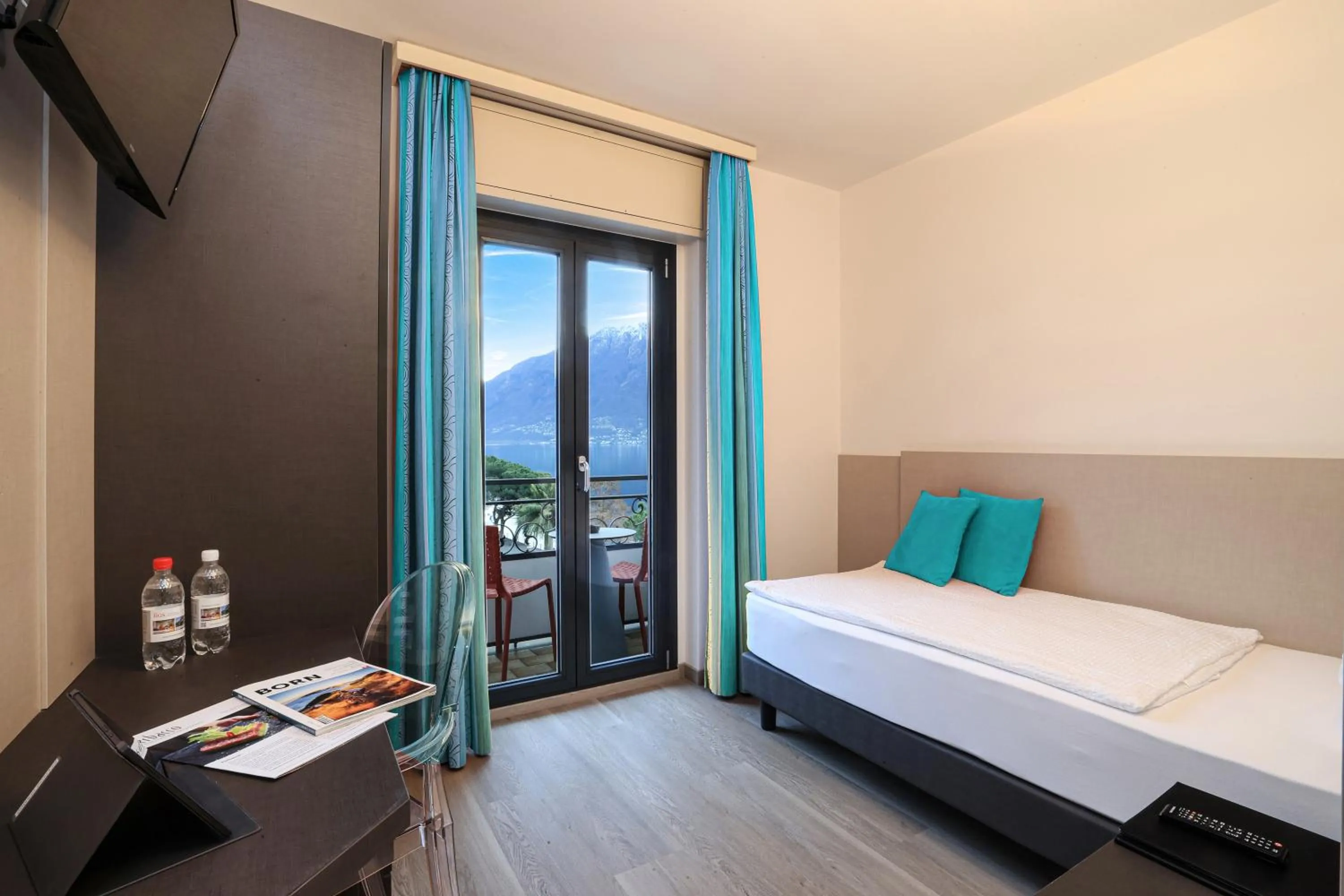 Bed in Hotel Geranio Au Lac