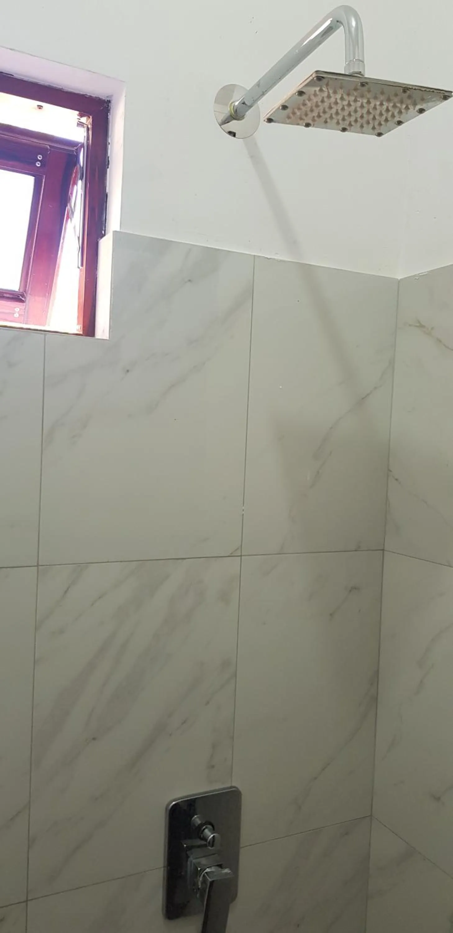 Shower in Hotel ColdWorld