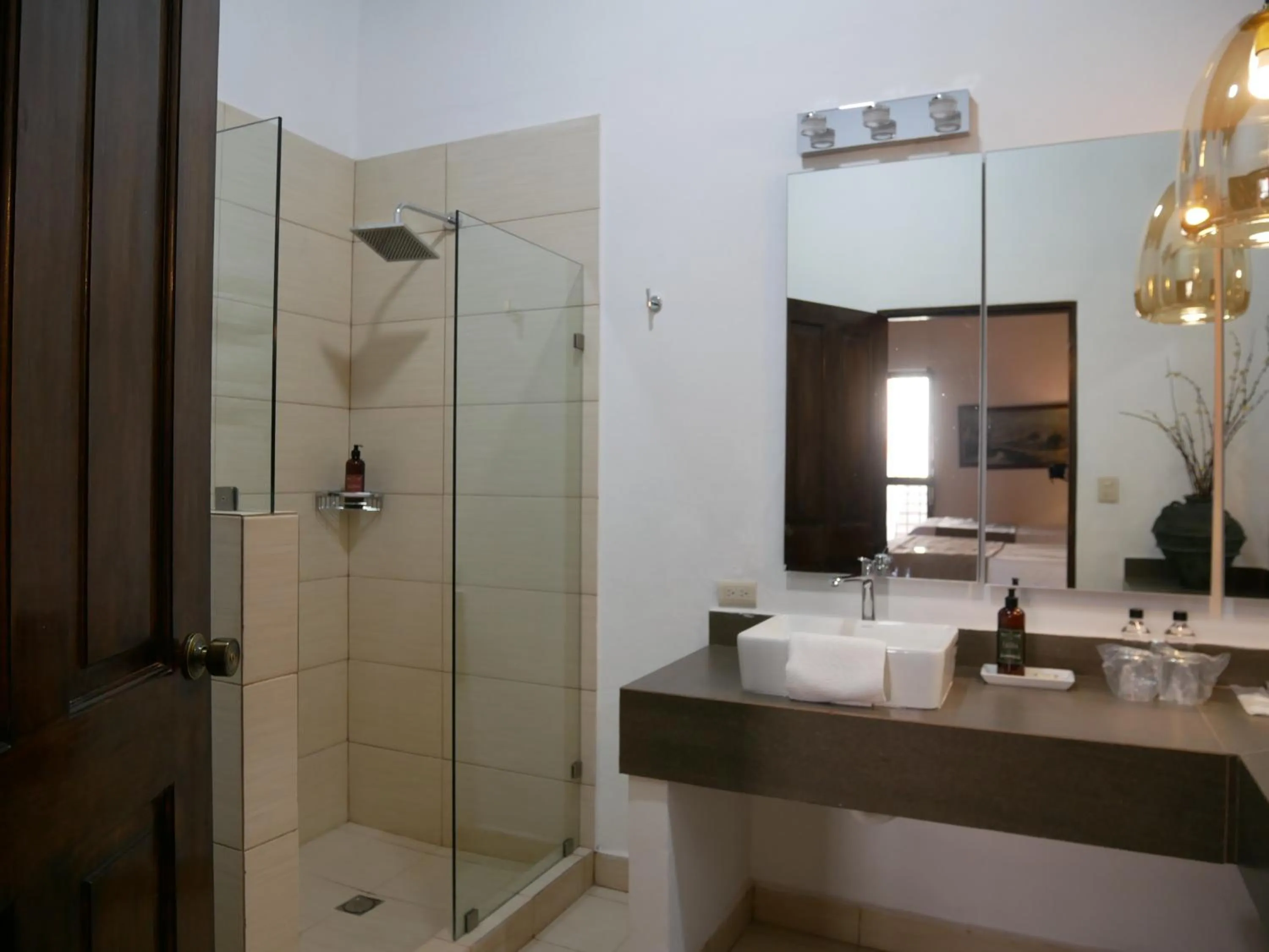 Bathroom in Hotel El Farol