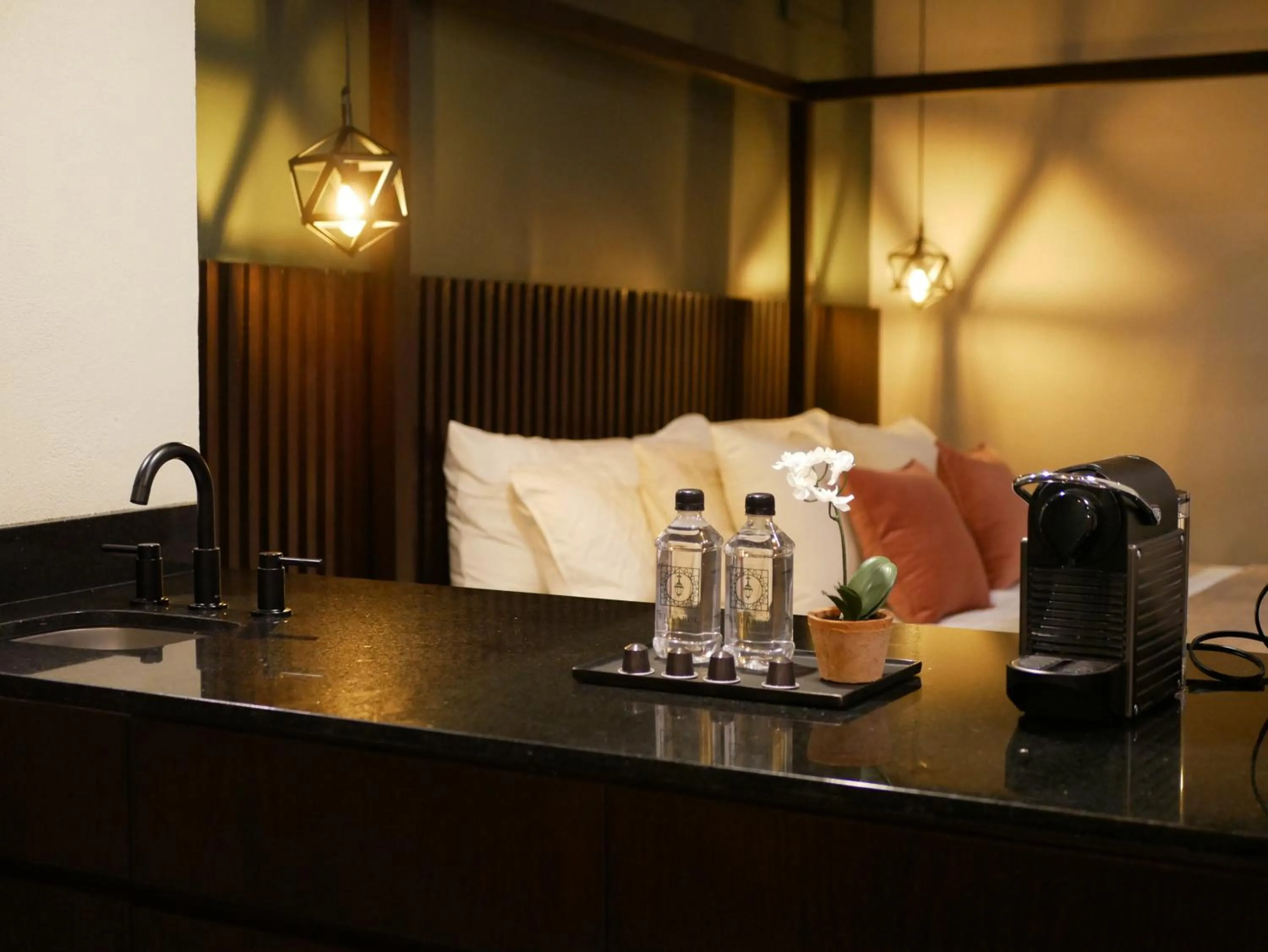 Coffee/tea facilities in Hotel El Farol