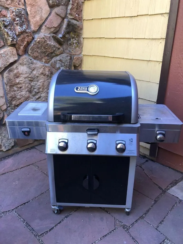 BBQ facilities in Riverfront Mountain Cottage Retreat