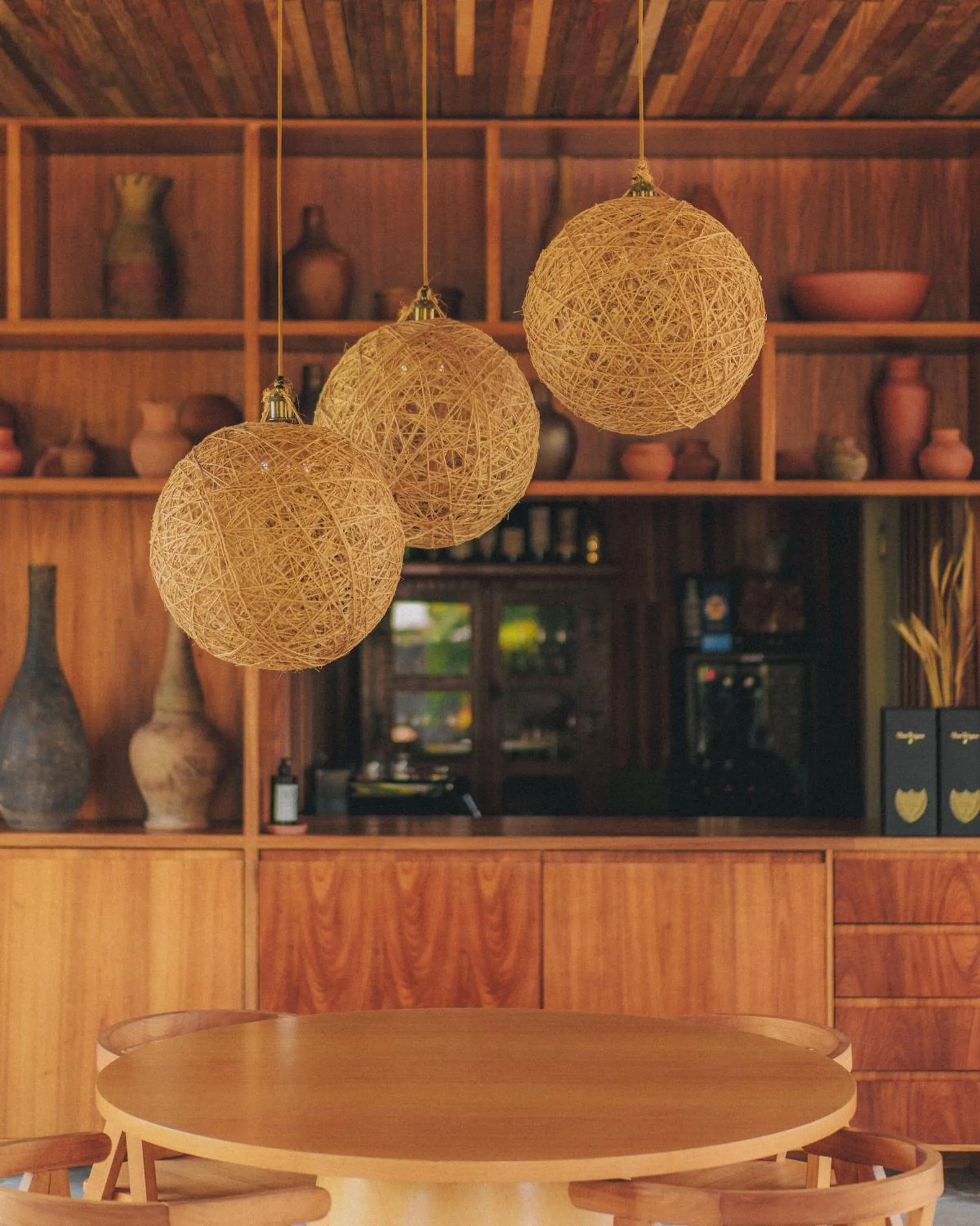 Restaurant/places to eat in Makena Hotel