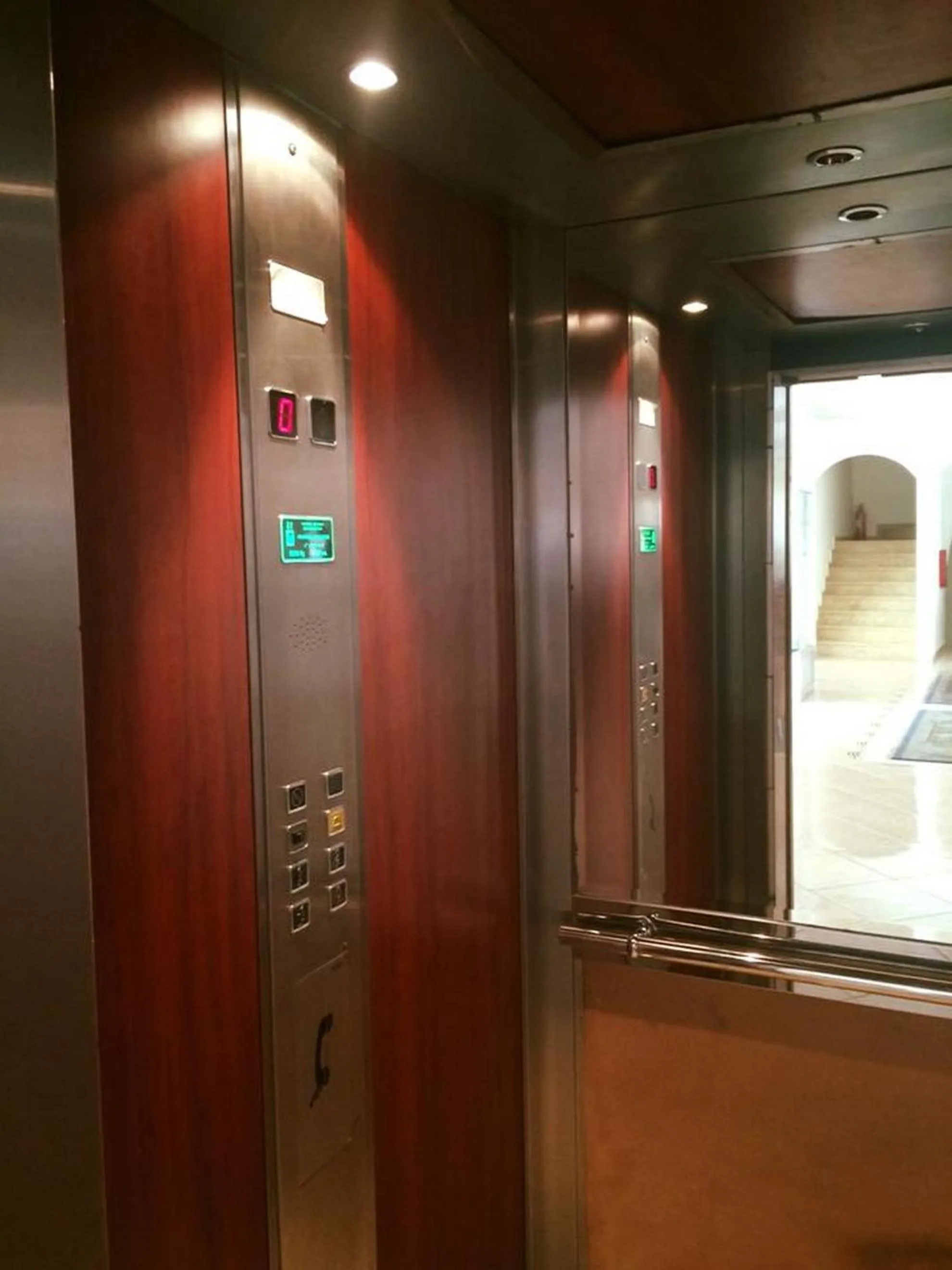 Area and facilities in Nefeli Hotel