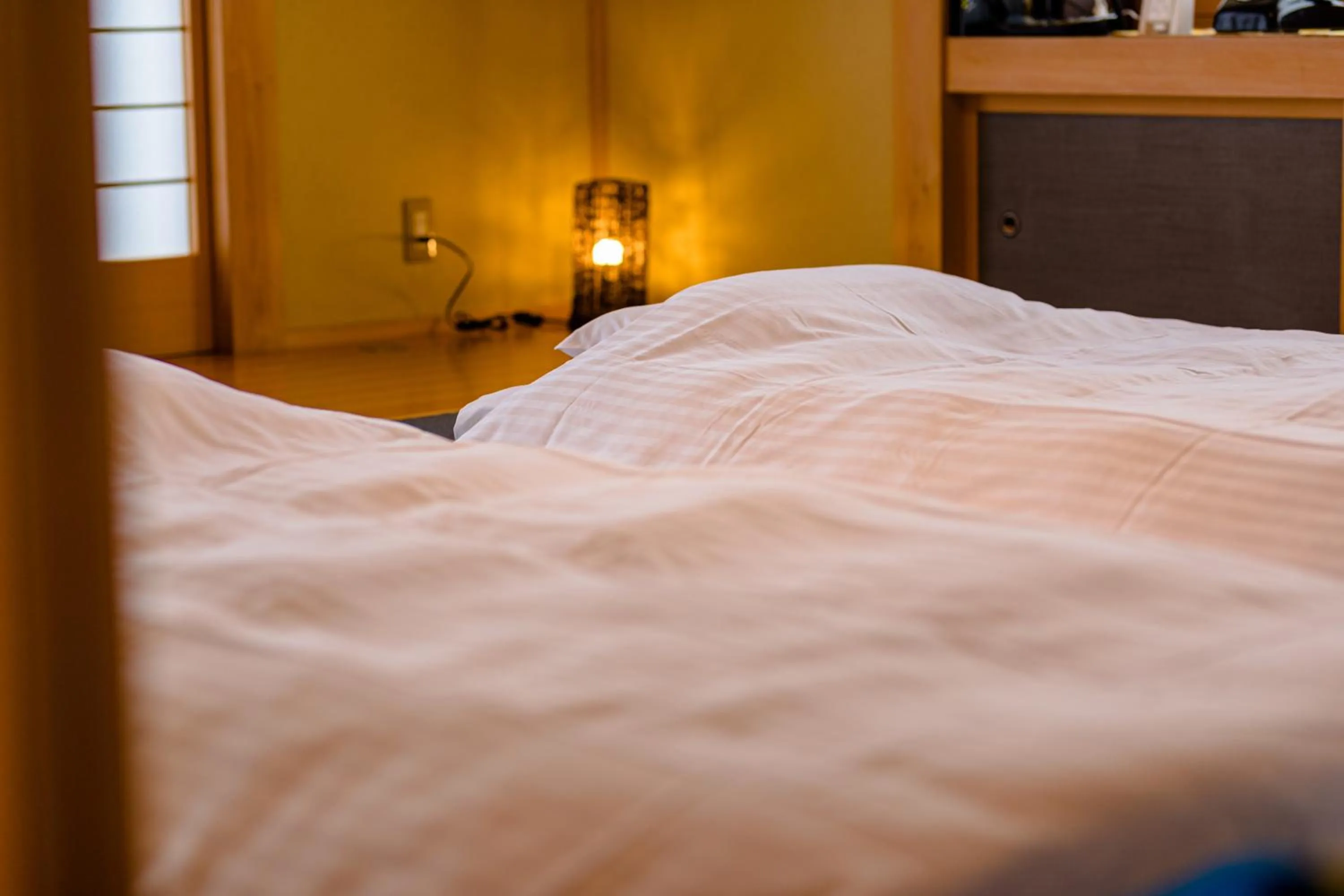 Bed in 130平米 和モダン邸宅 非日常を愉しむ 最大20名宿泊可 iine