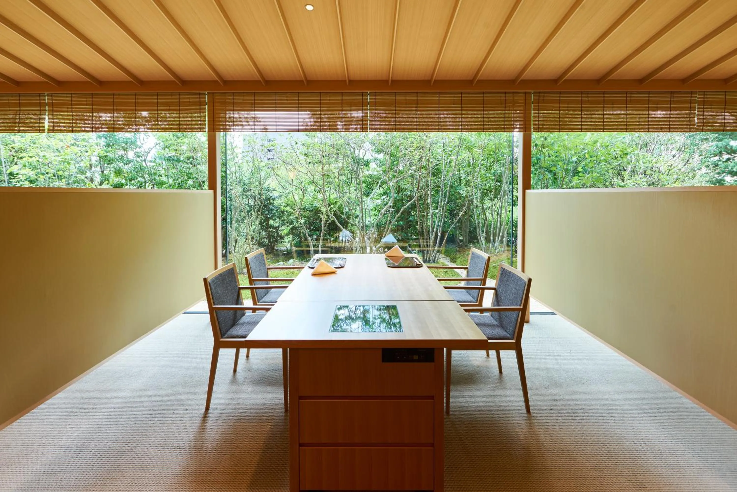 Restaurant/places to eat in The Okura Heritage Tokyo