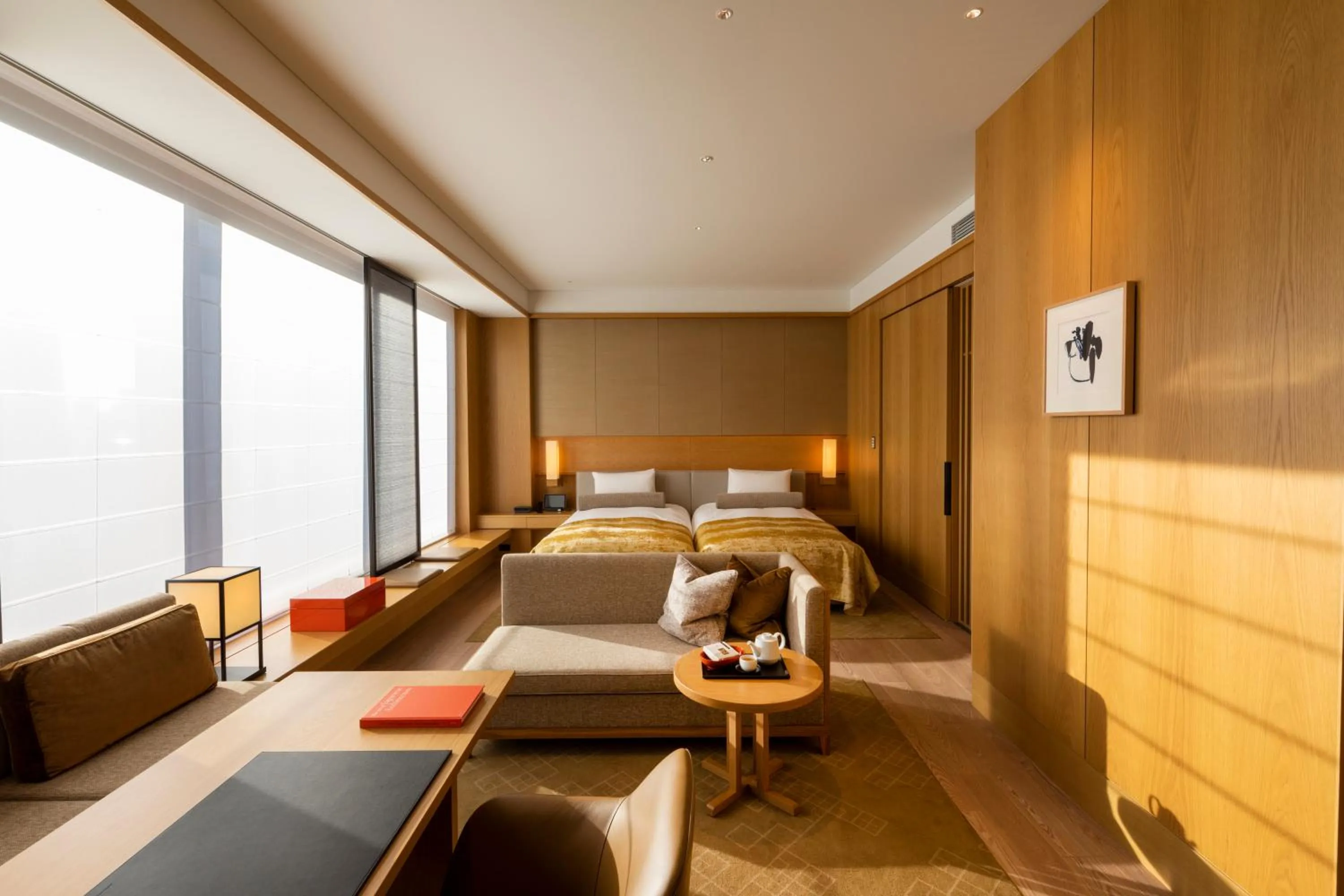 Photo of the whole room, Bed in The Okura Heritage Tokyo