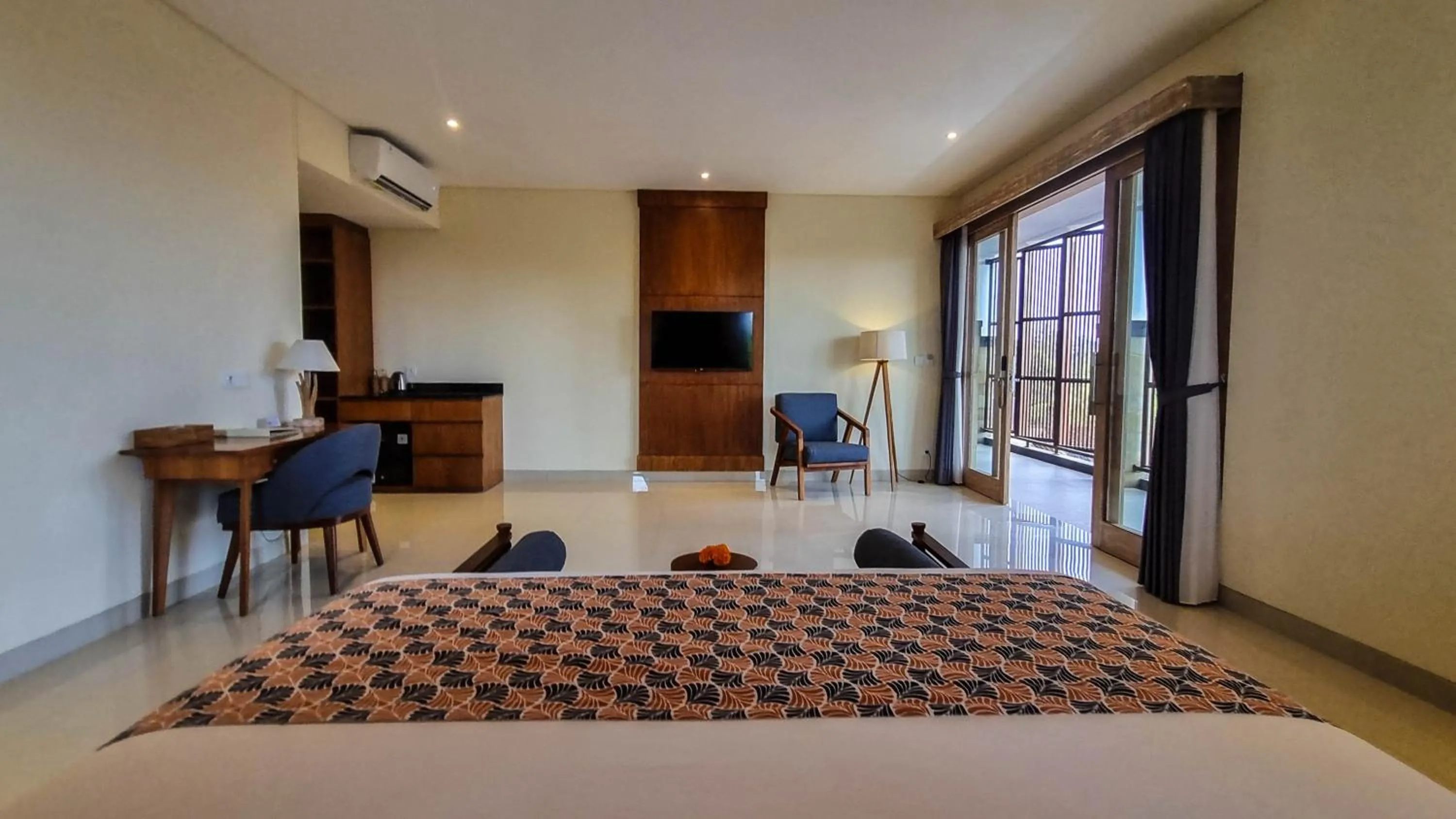 Bedroom, Bed in Kahayana Suites Ubud